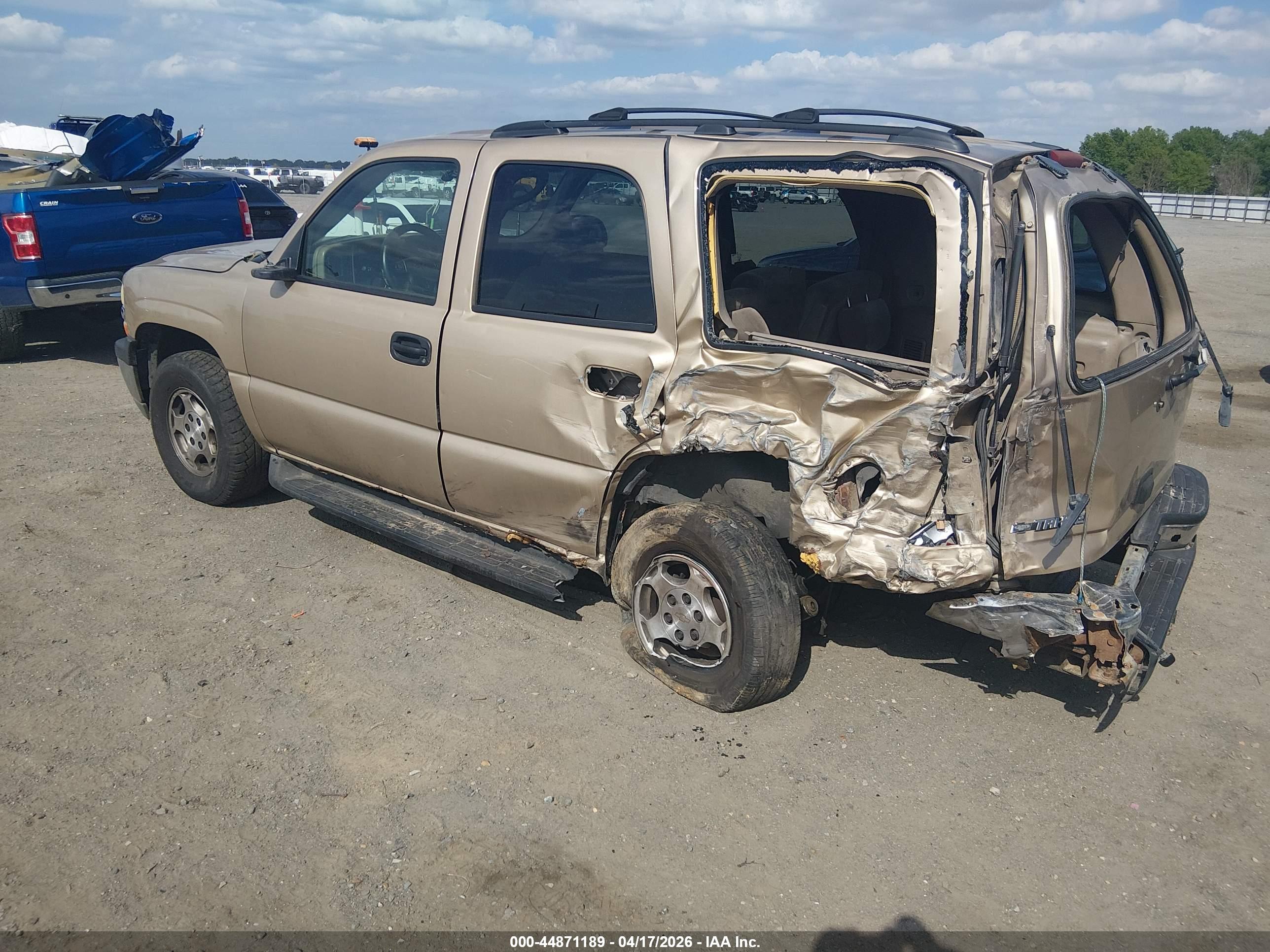 CHEVROLET TAHOE image 3