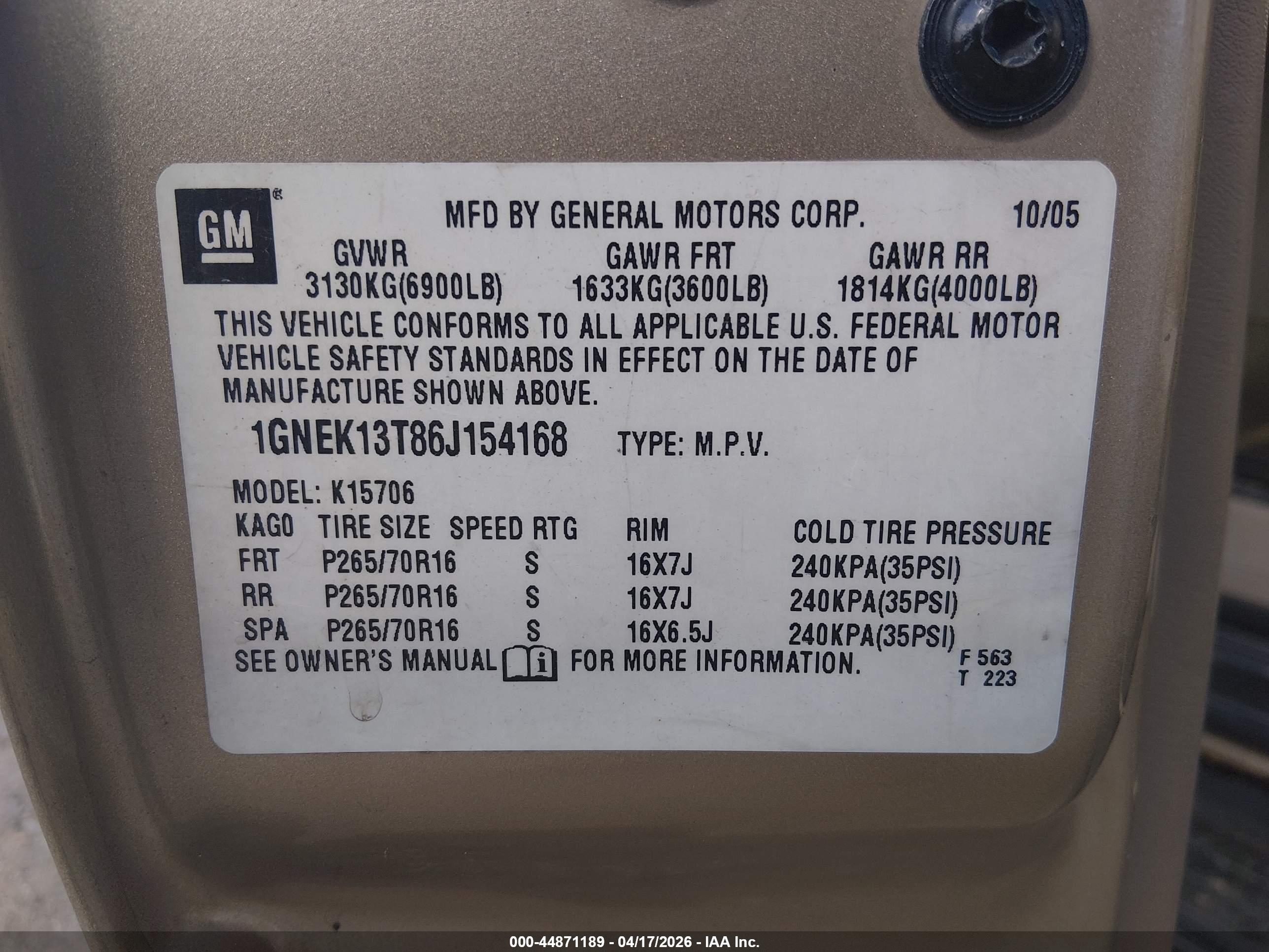 CHEVROLET TAHOE image 9