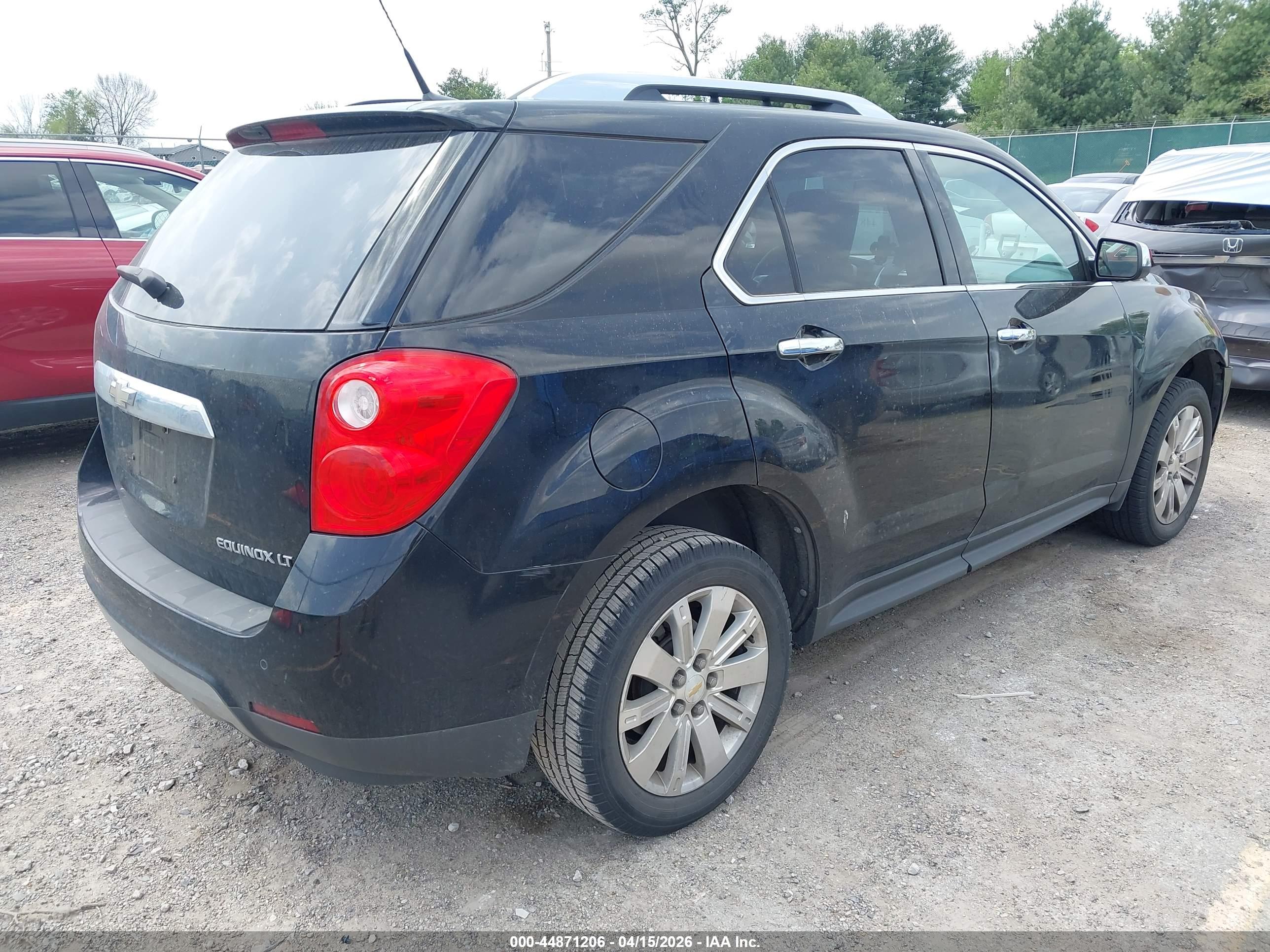 CHEVROLET EQUINOX image 4