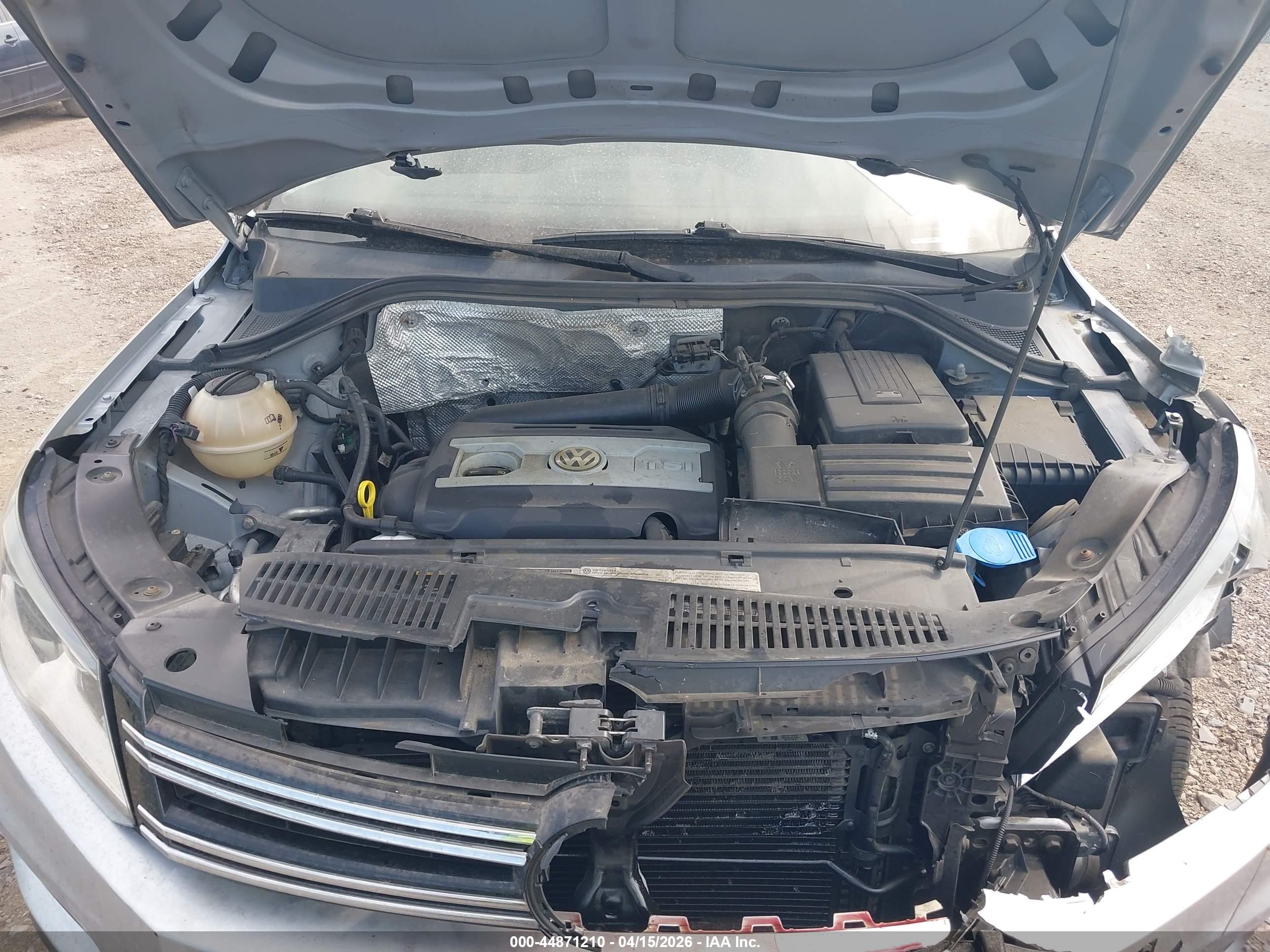 VOLKSWAGEN TIGUAN image 10