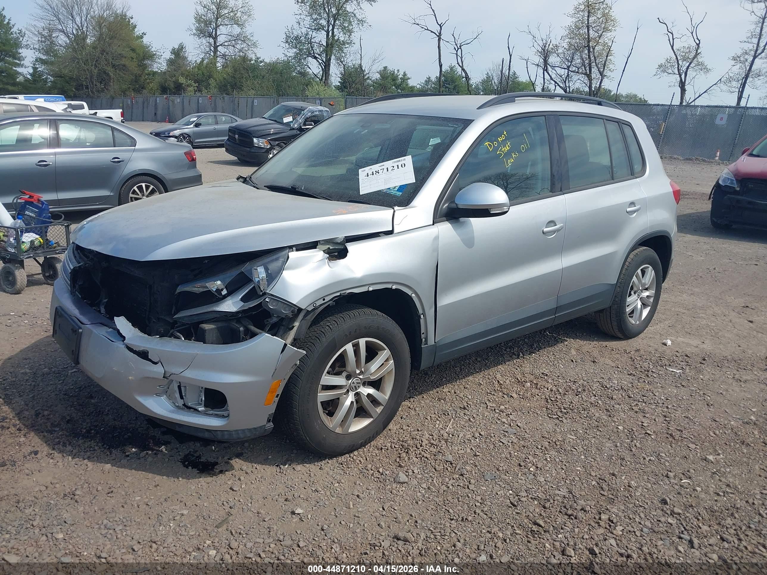 VOLKSWAGEN TIGUAN image 2