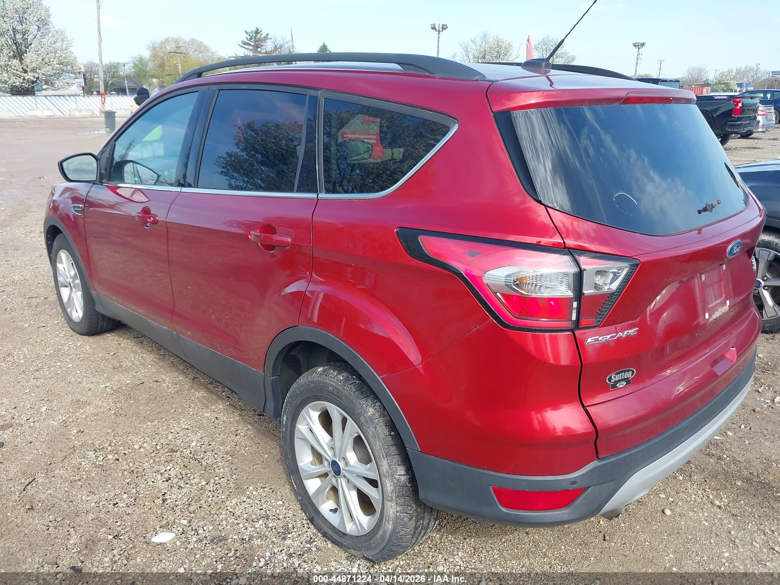 FORD ESCAPE image 3