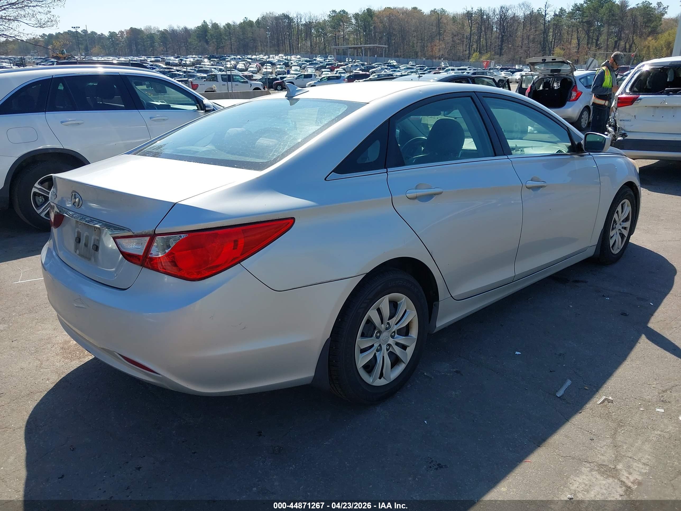HYUNDAI SONATA image 4