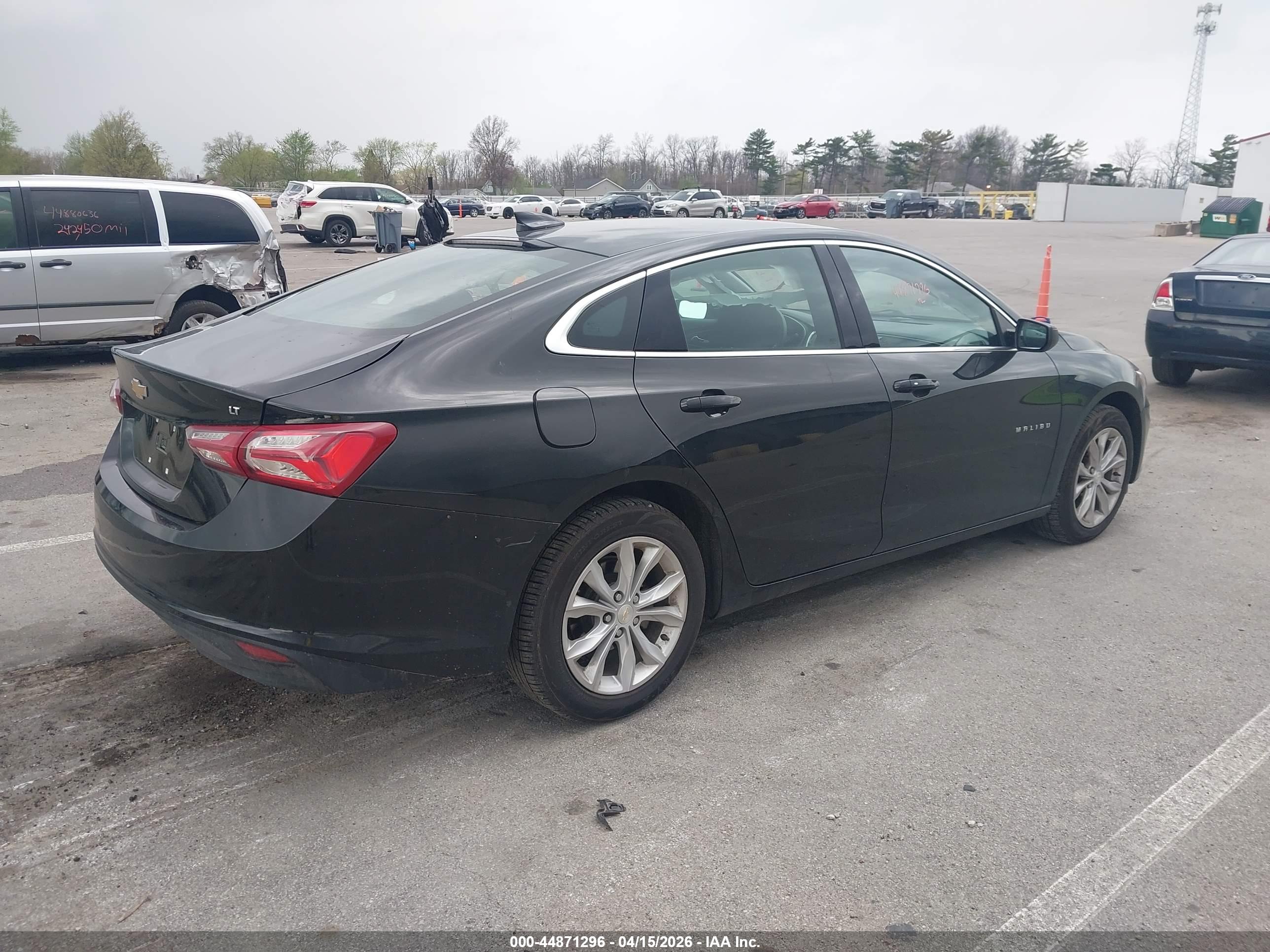CHEVROLET MALIBU image 4