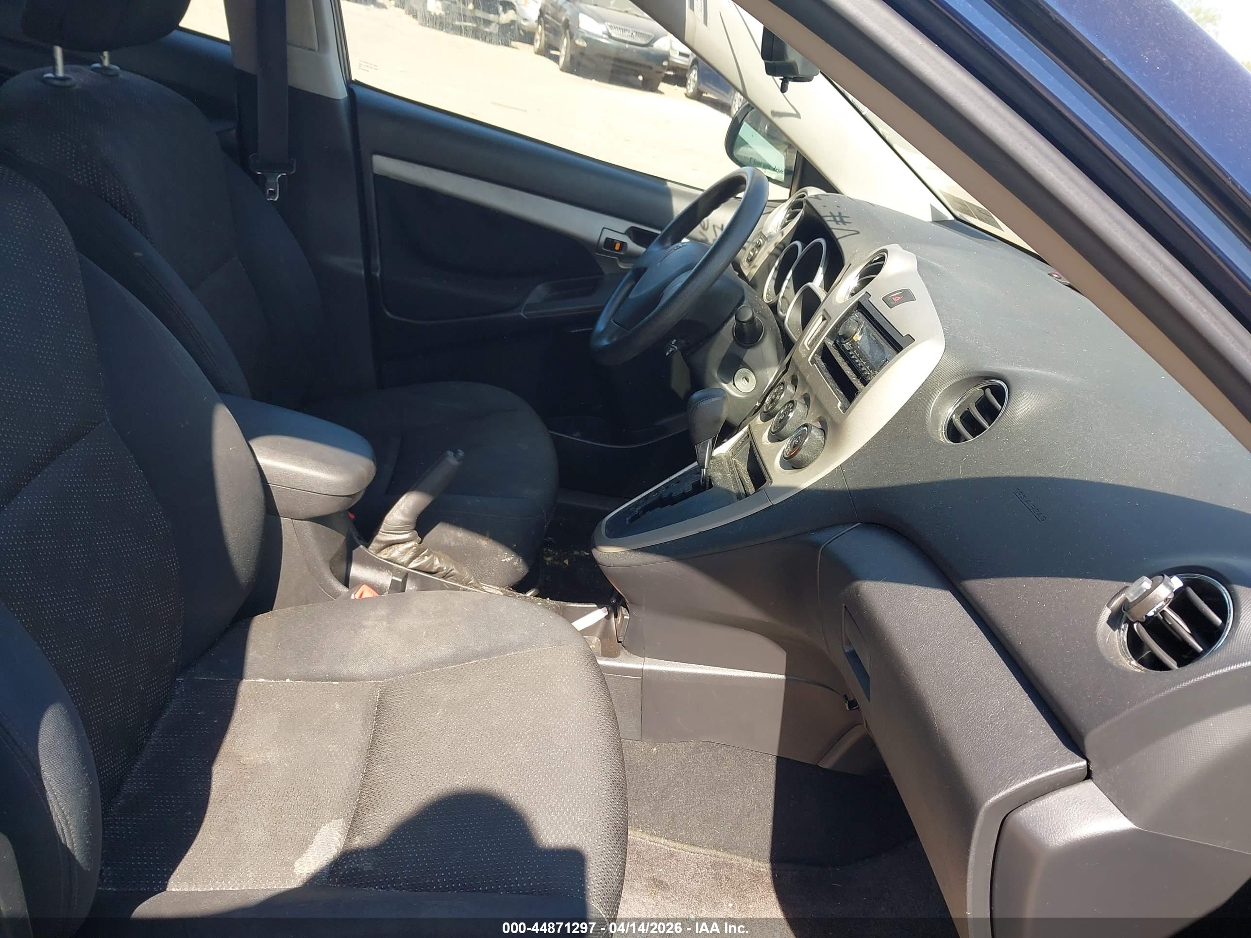 PONTIAC VIBE image 5