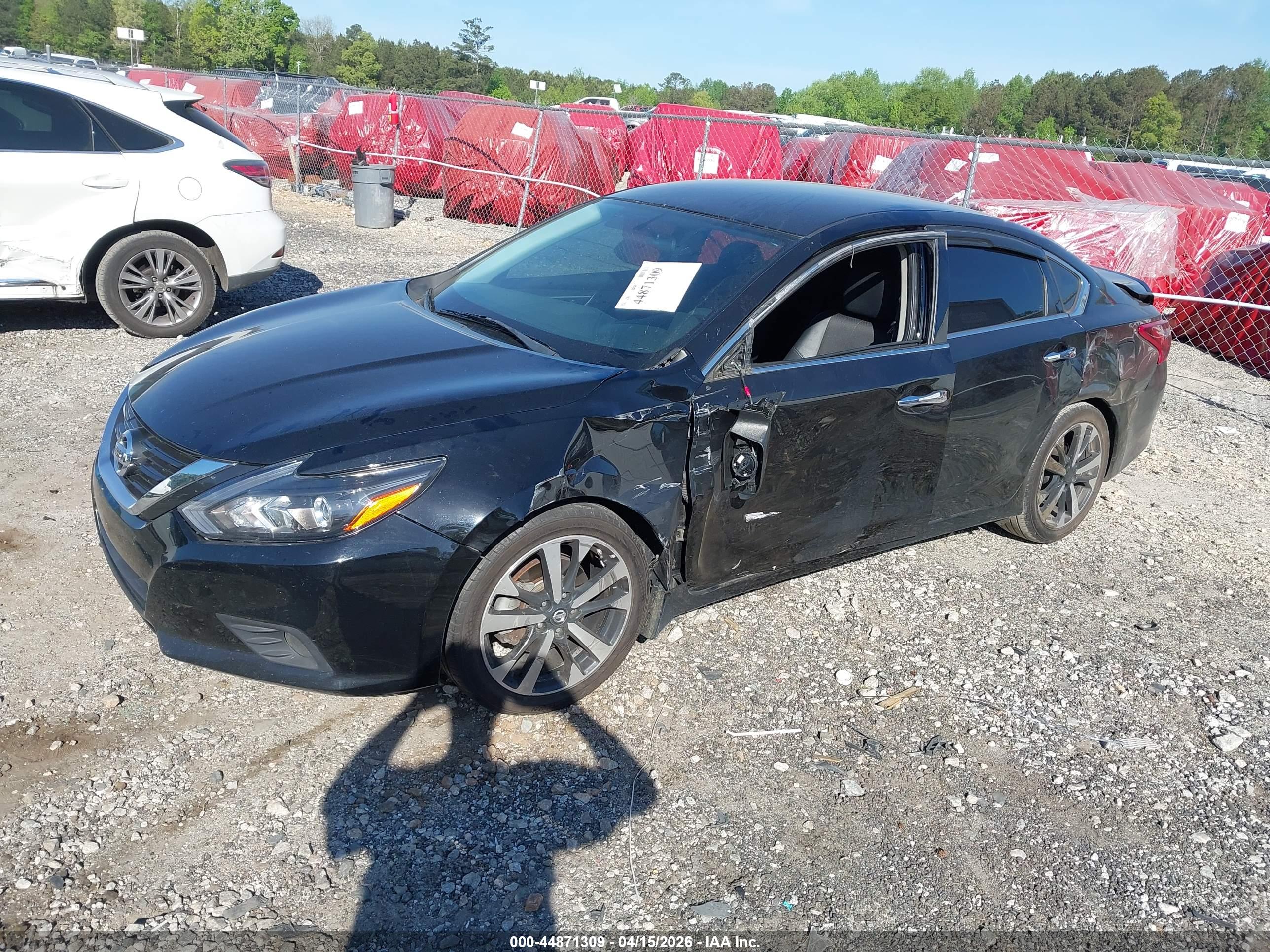 NISSAN ALTIMA image 2