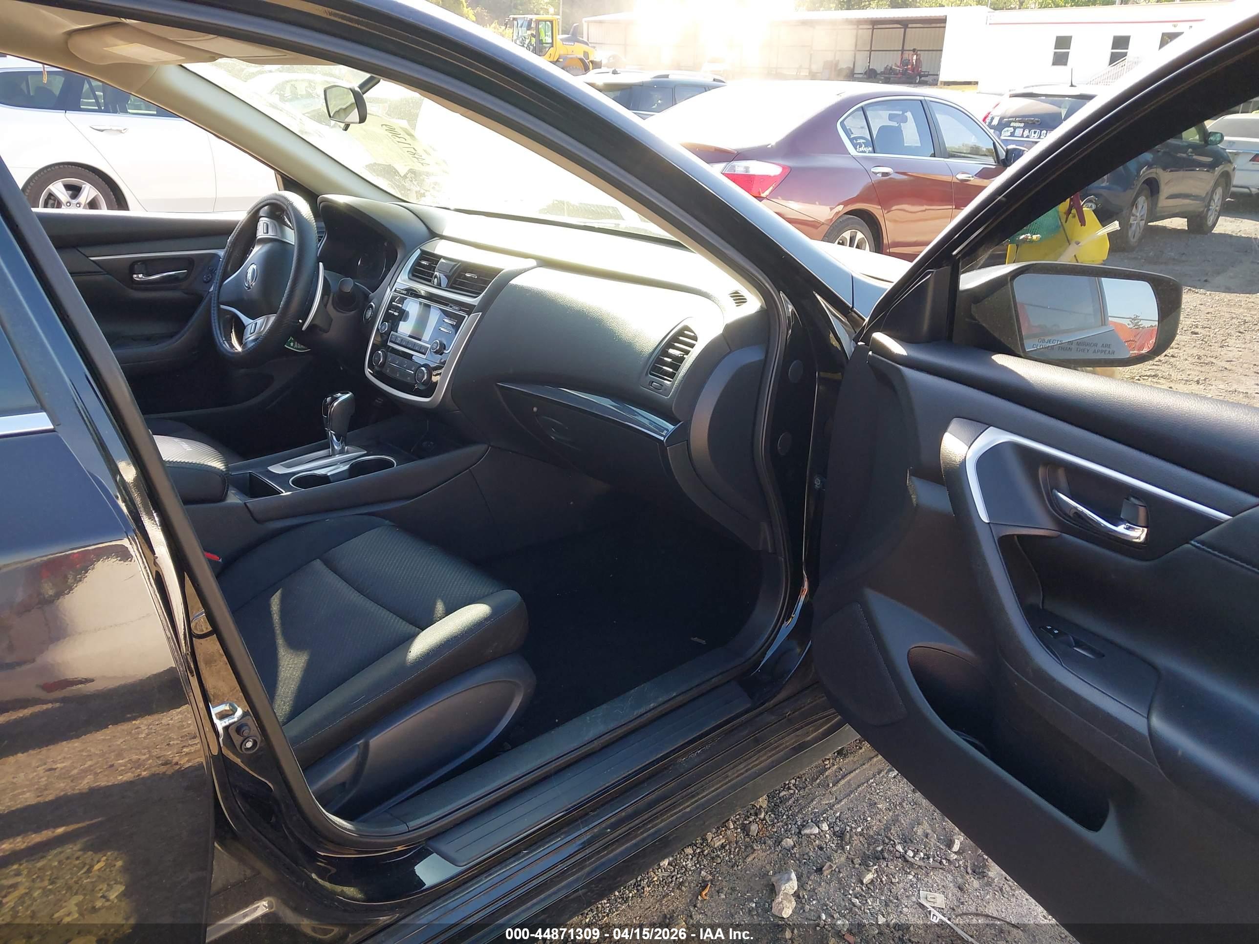NISSAN ALTIMA image 5