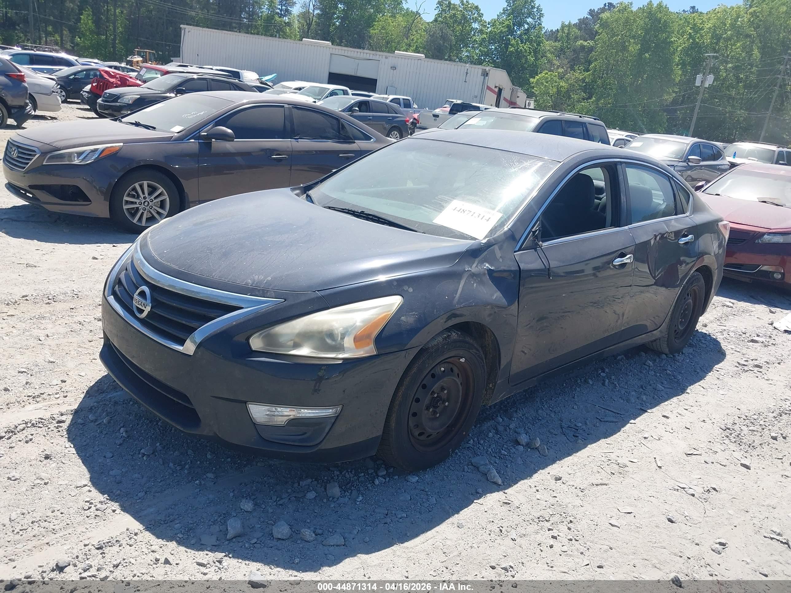 NISSAN ALTIMA image 2