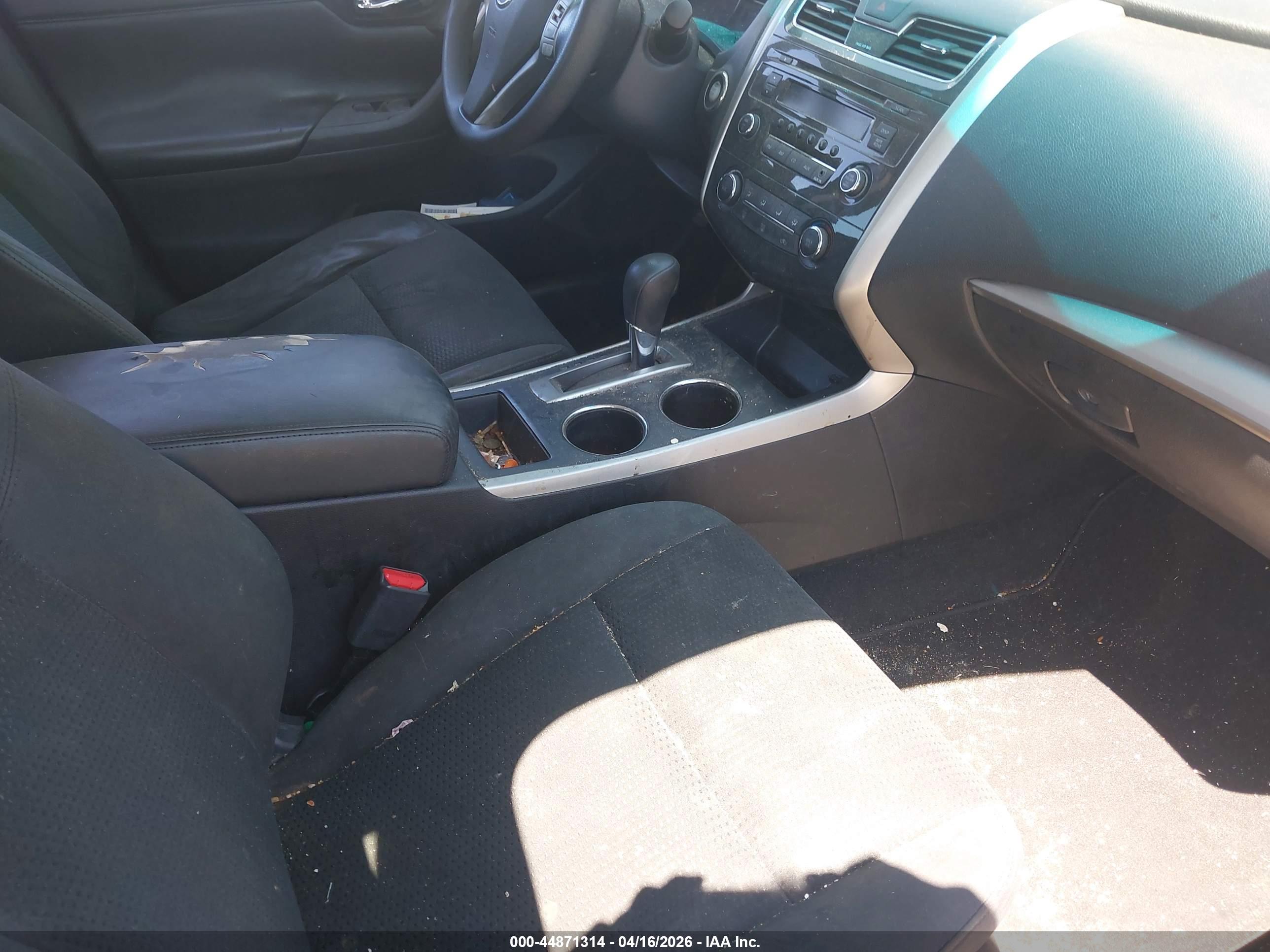 NISSAN ALTIMA image 5