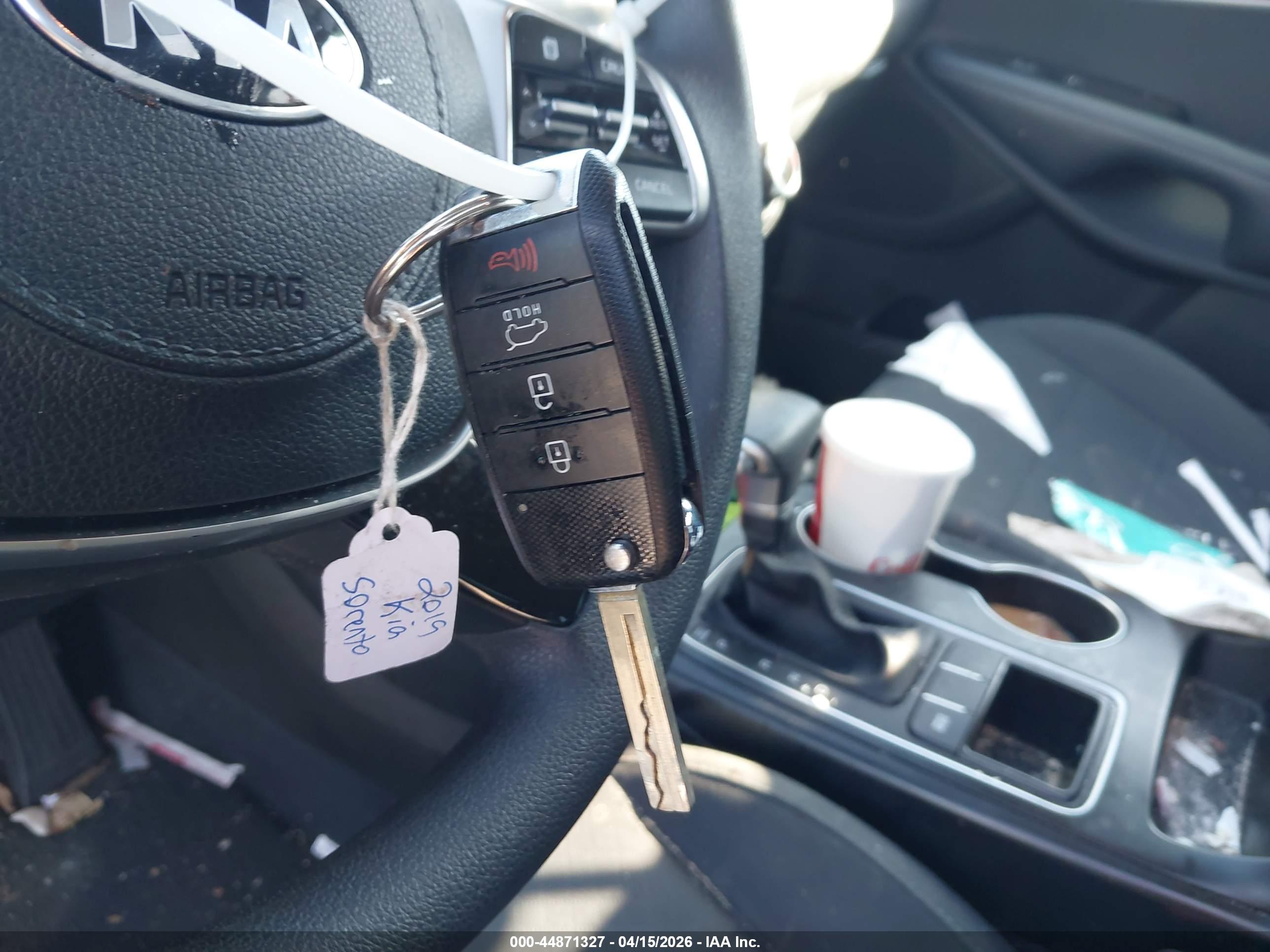 KIA SORENTO image 11