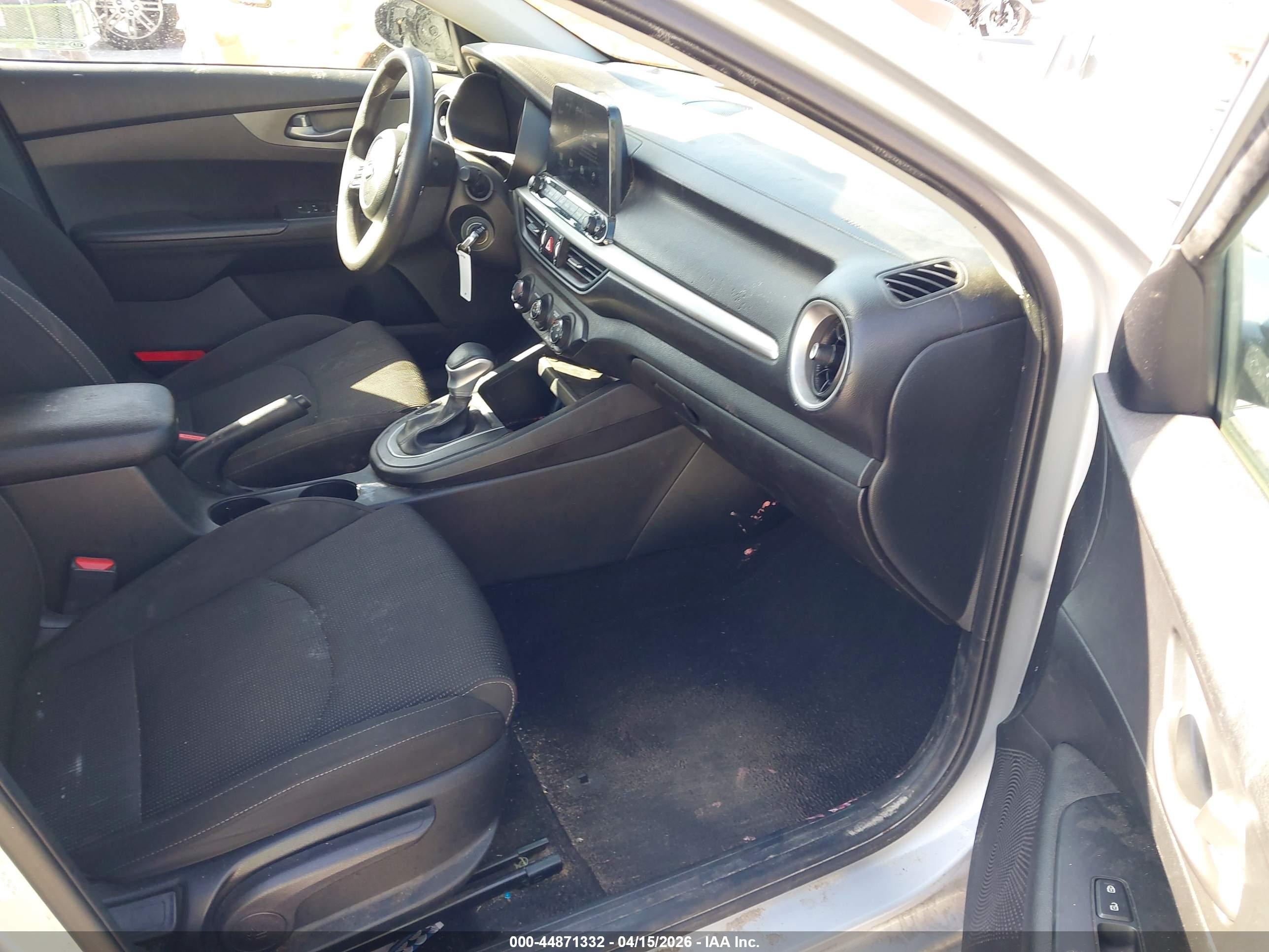 KIA FORTE image 5