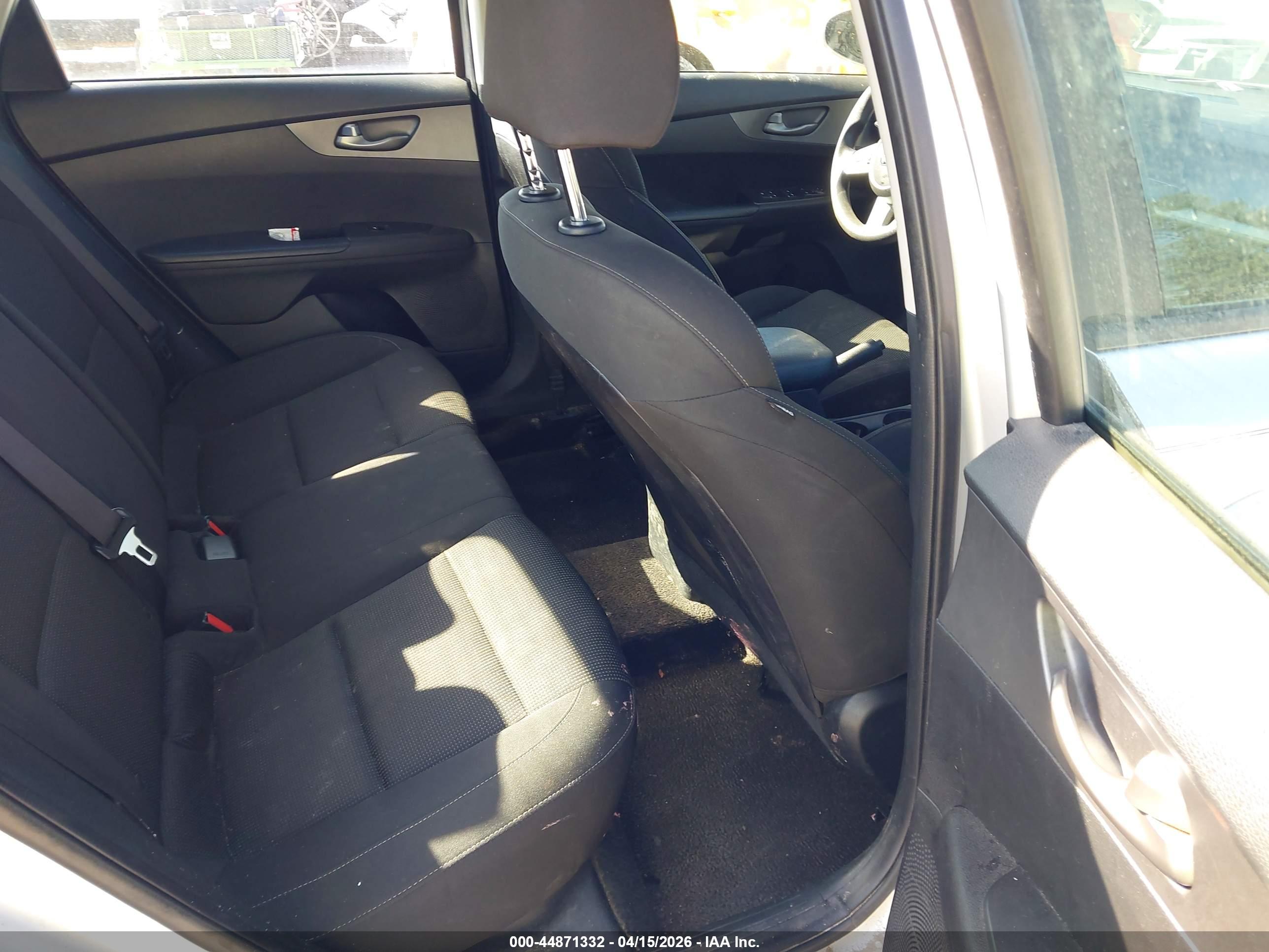 KIA FORTE image 8