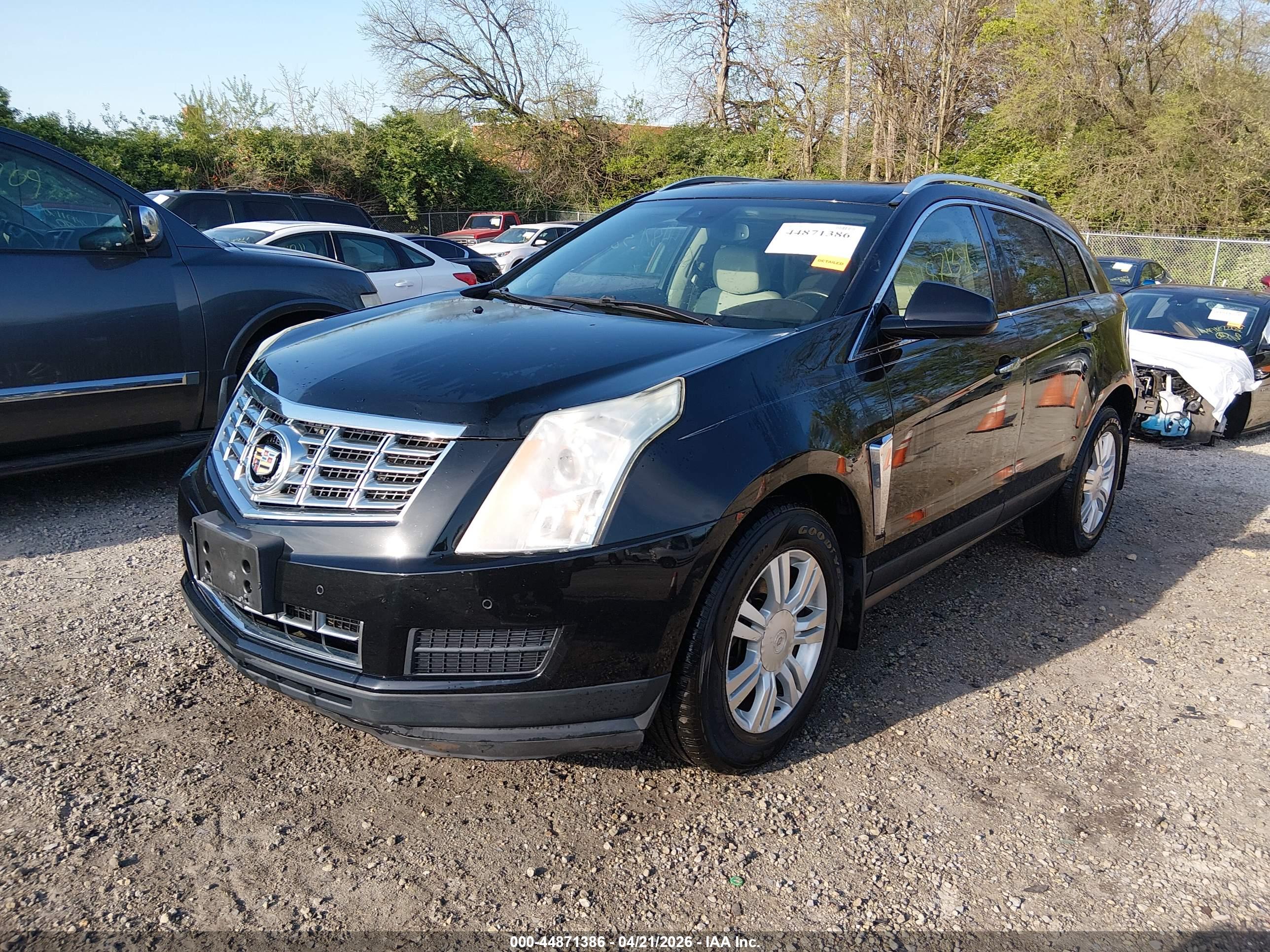 CADILLAC SRX image 2