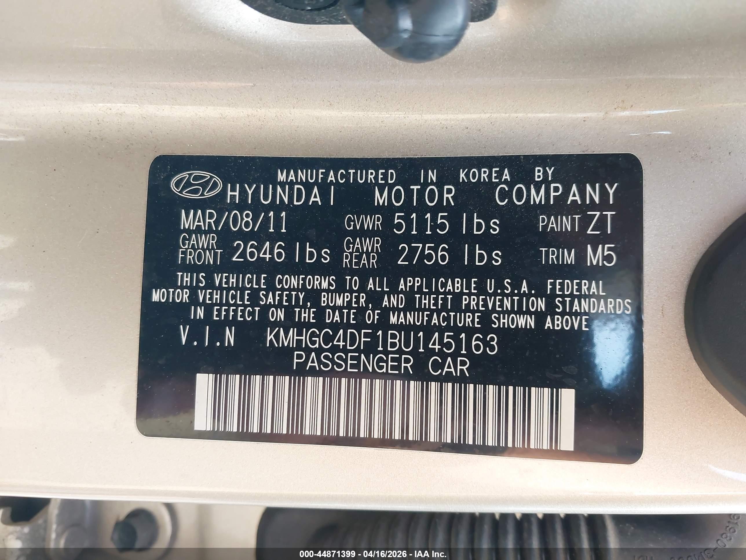 HYUNDAI GENESIS image 9