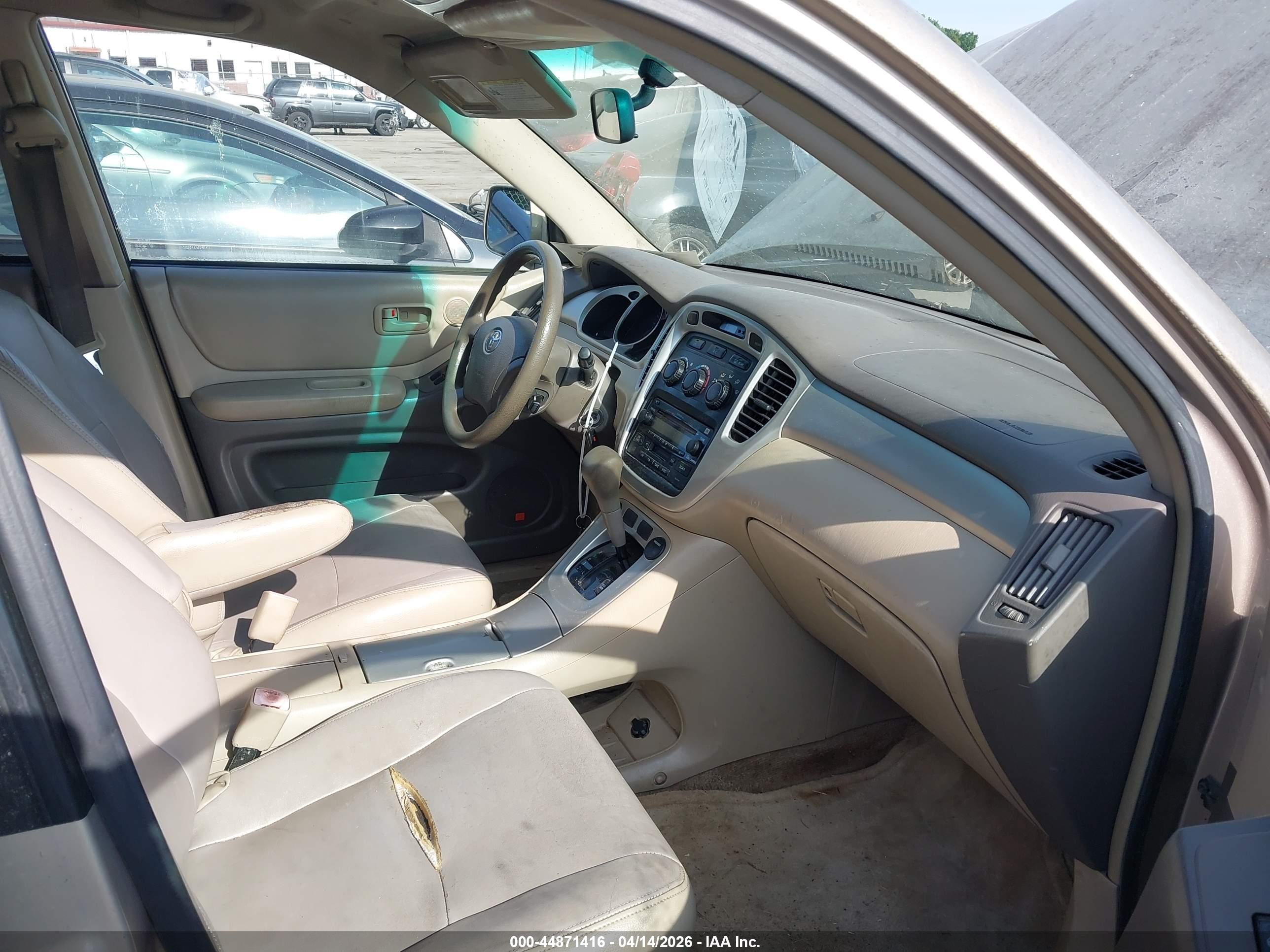 TOYOTA HIGHLANDER image 5