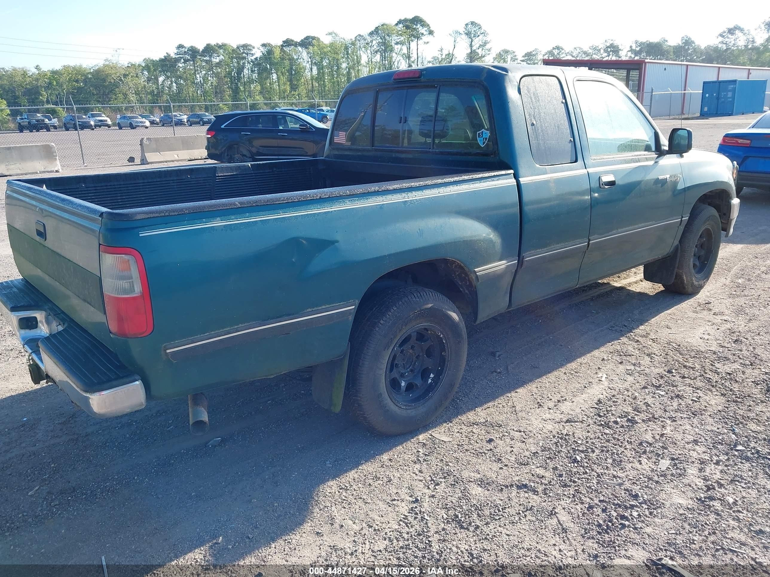 TOYOTA T100 image 4