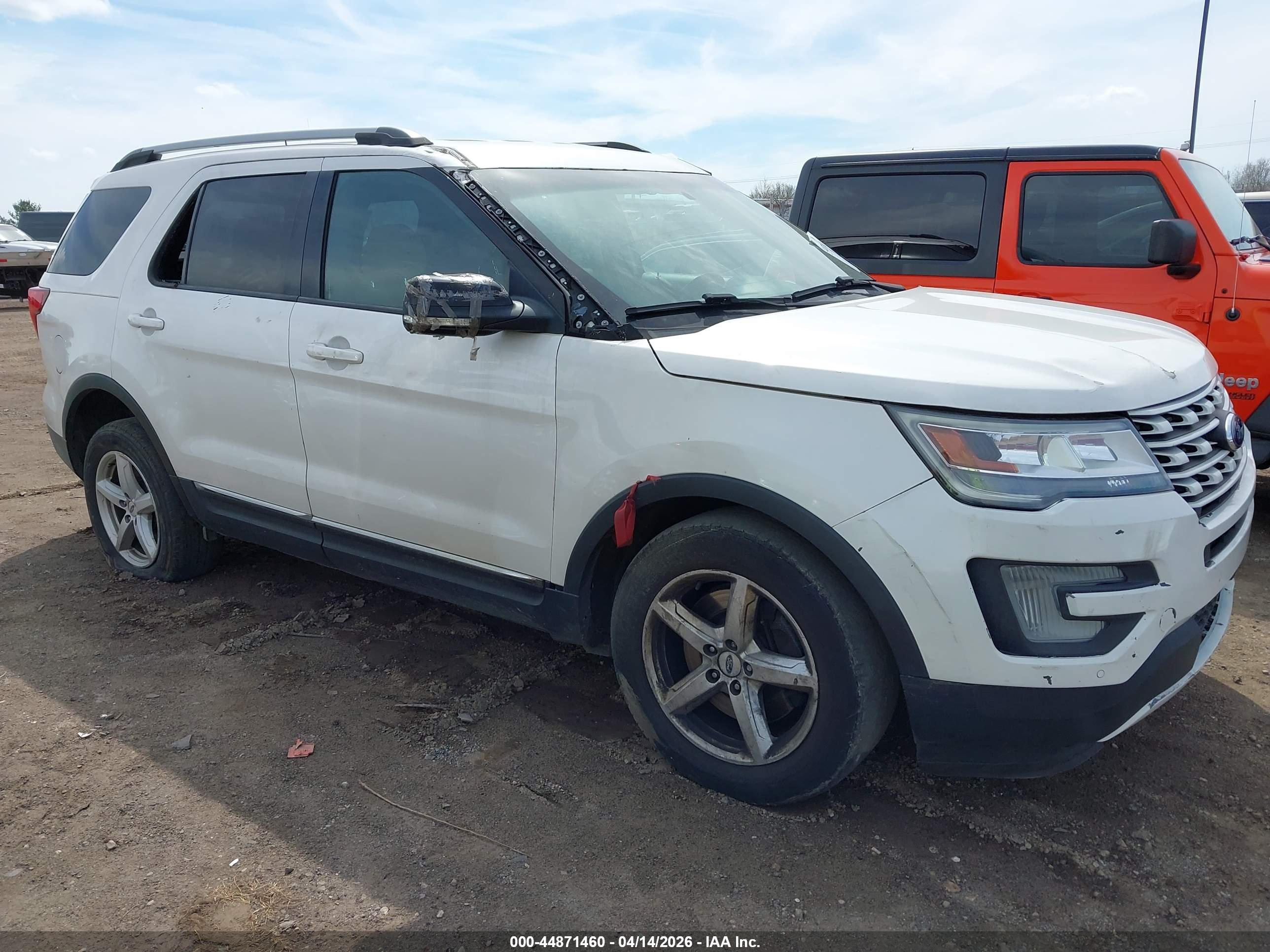 FORD EXPLORER image 6