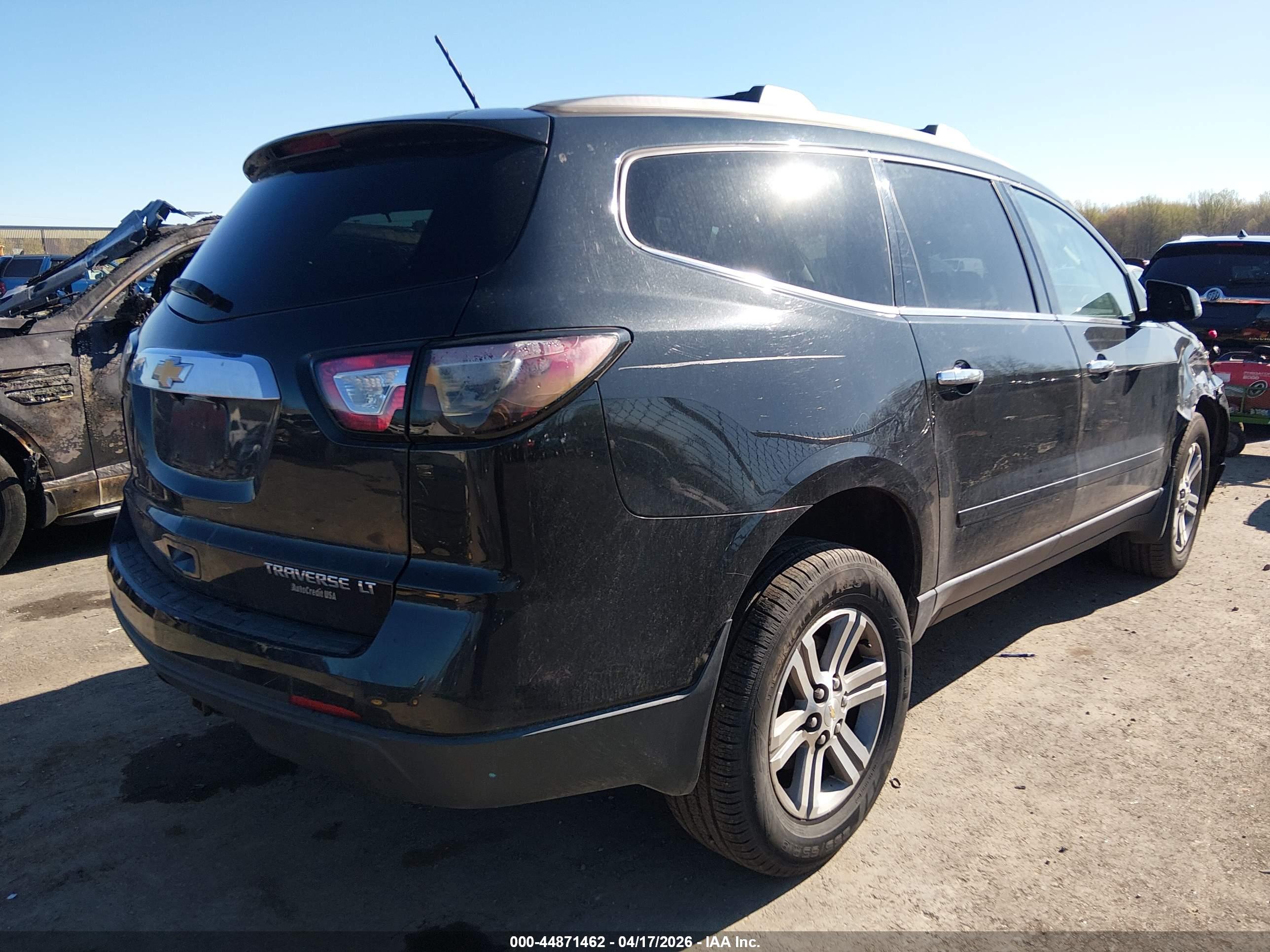 CHEVROLET TRAVERSE image 4