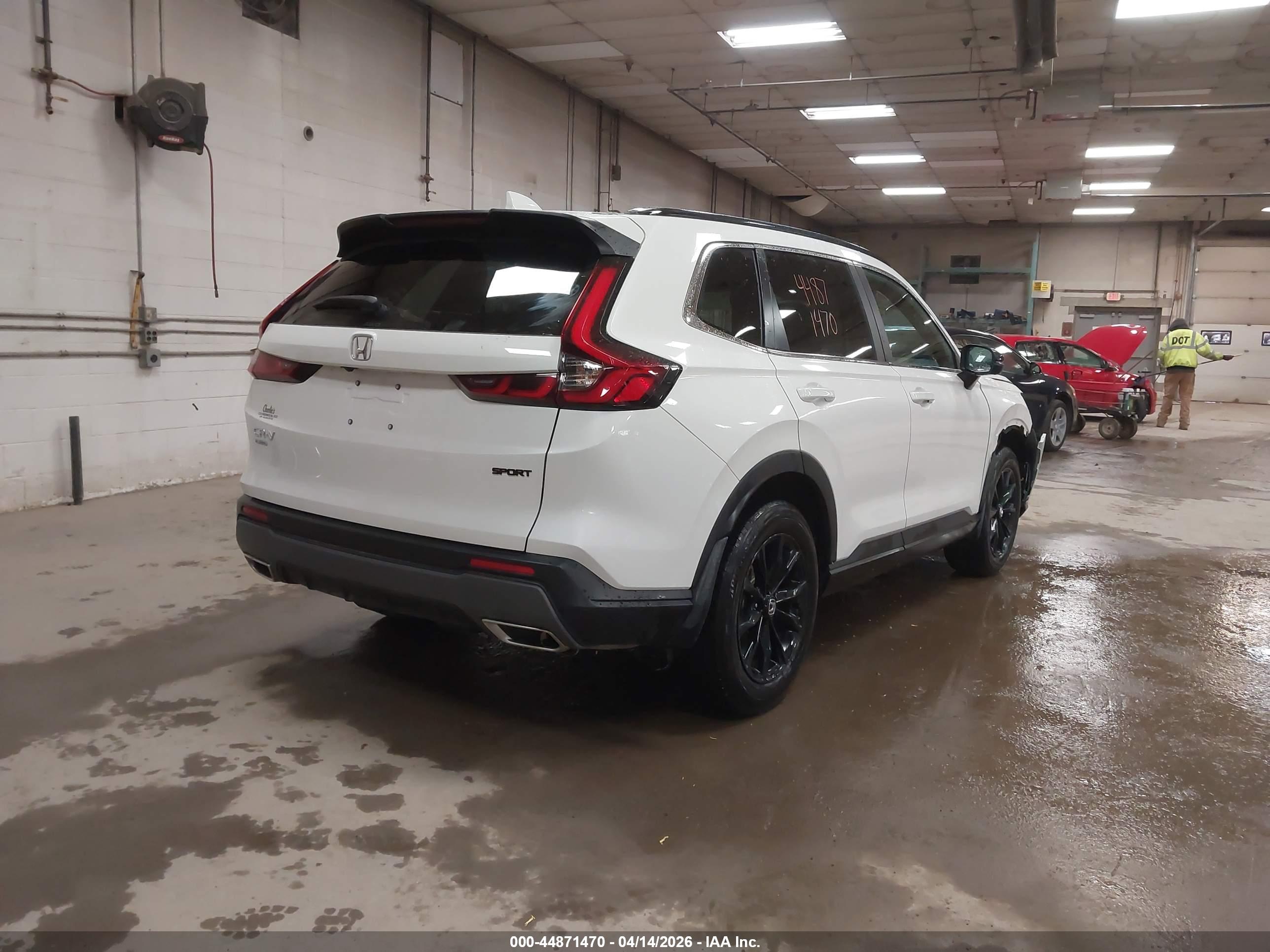 HONDA CR-V image 4