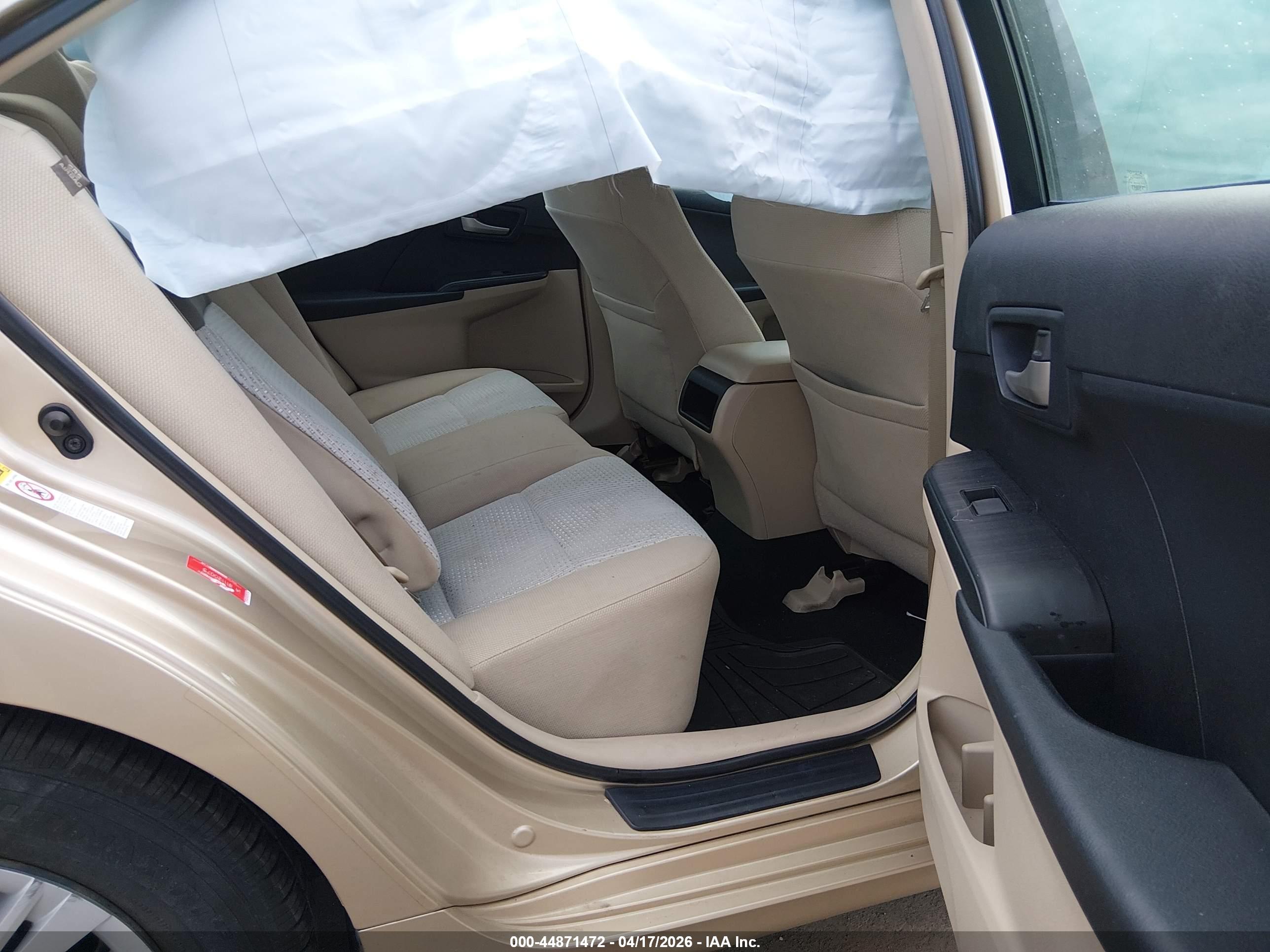 TOYOTA CAMRY image 8