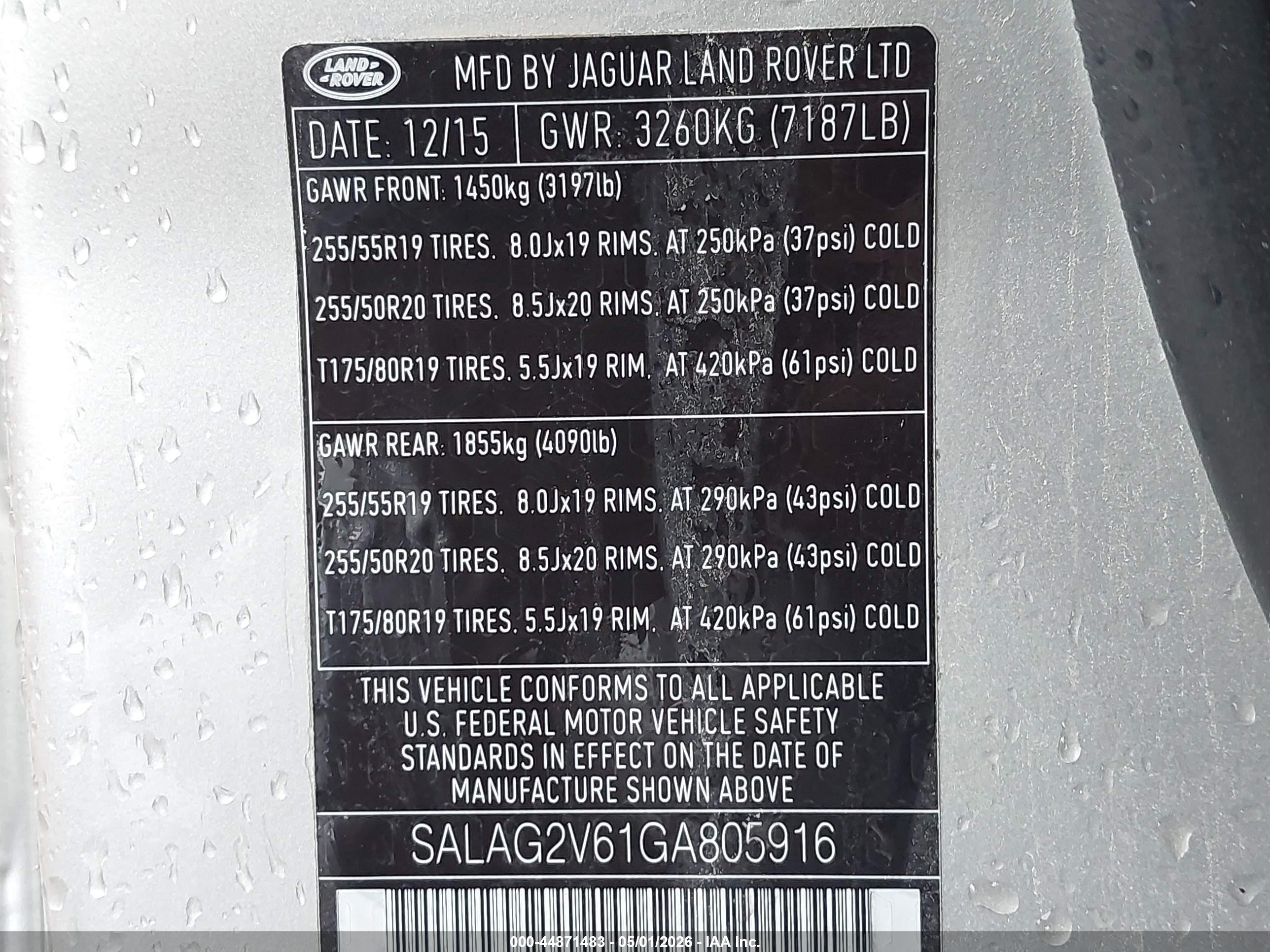 LAND ROVER image 9