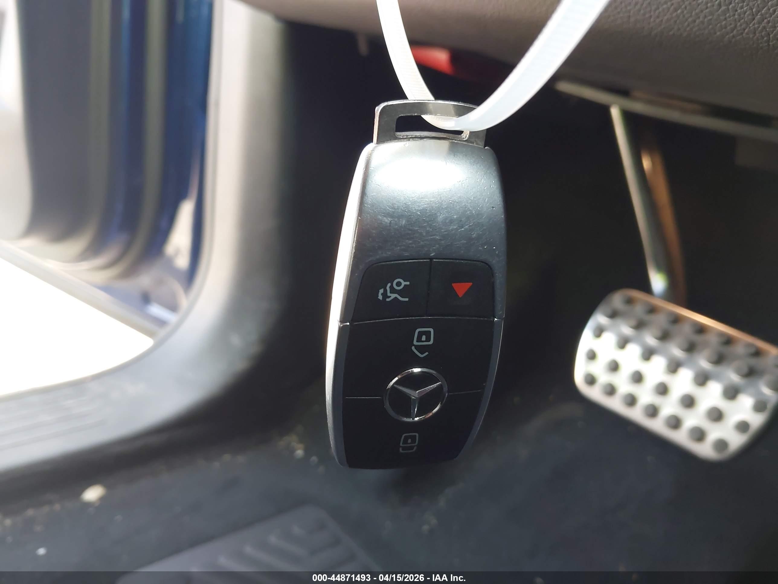 MERCEDES-BENZ GLE image 11