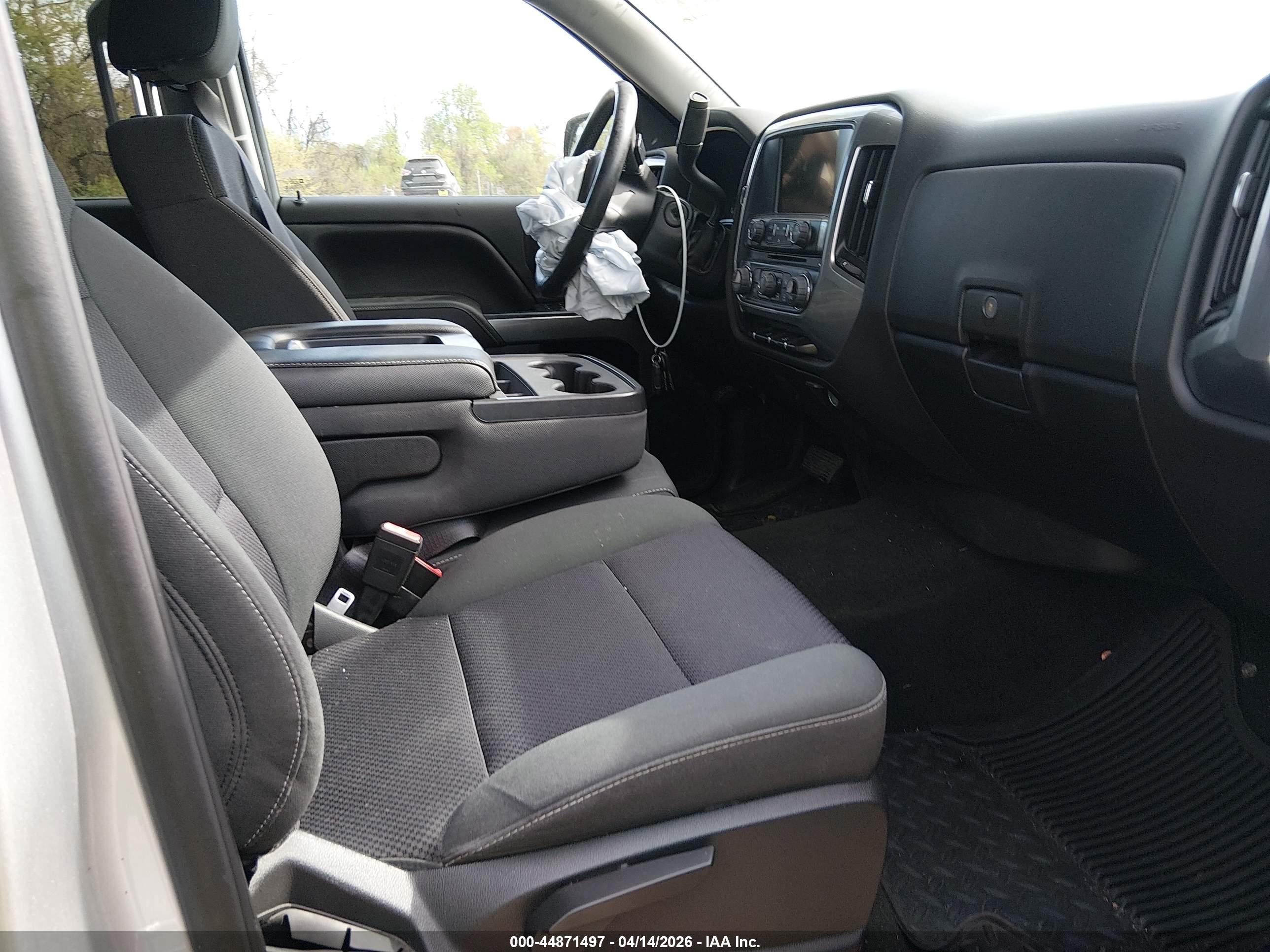 CHEVROLET SILVERADO image 5