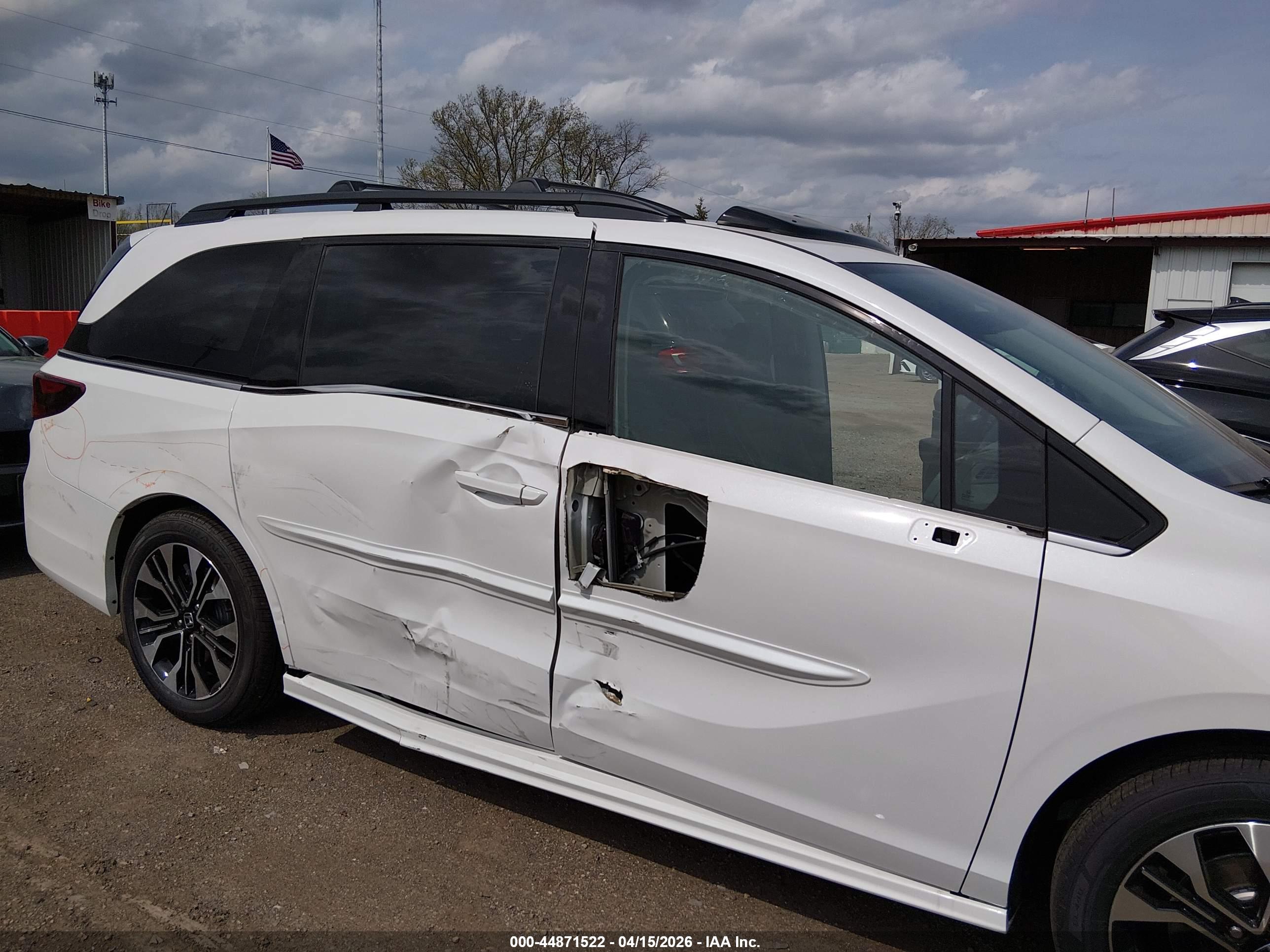 HONDA ODYSSEY image 6