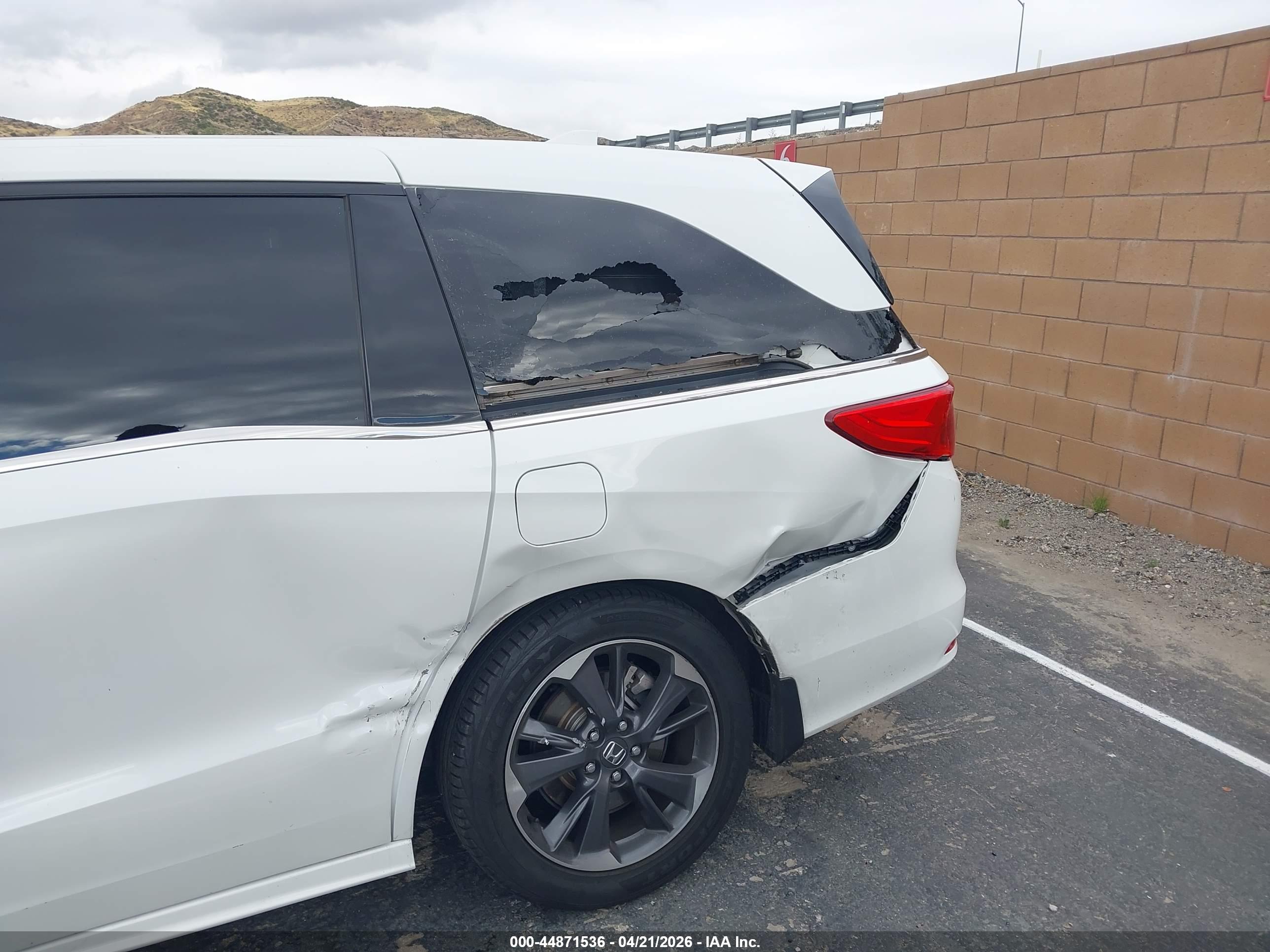 HONDA ODYSSEY image 6