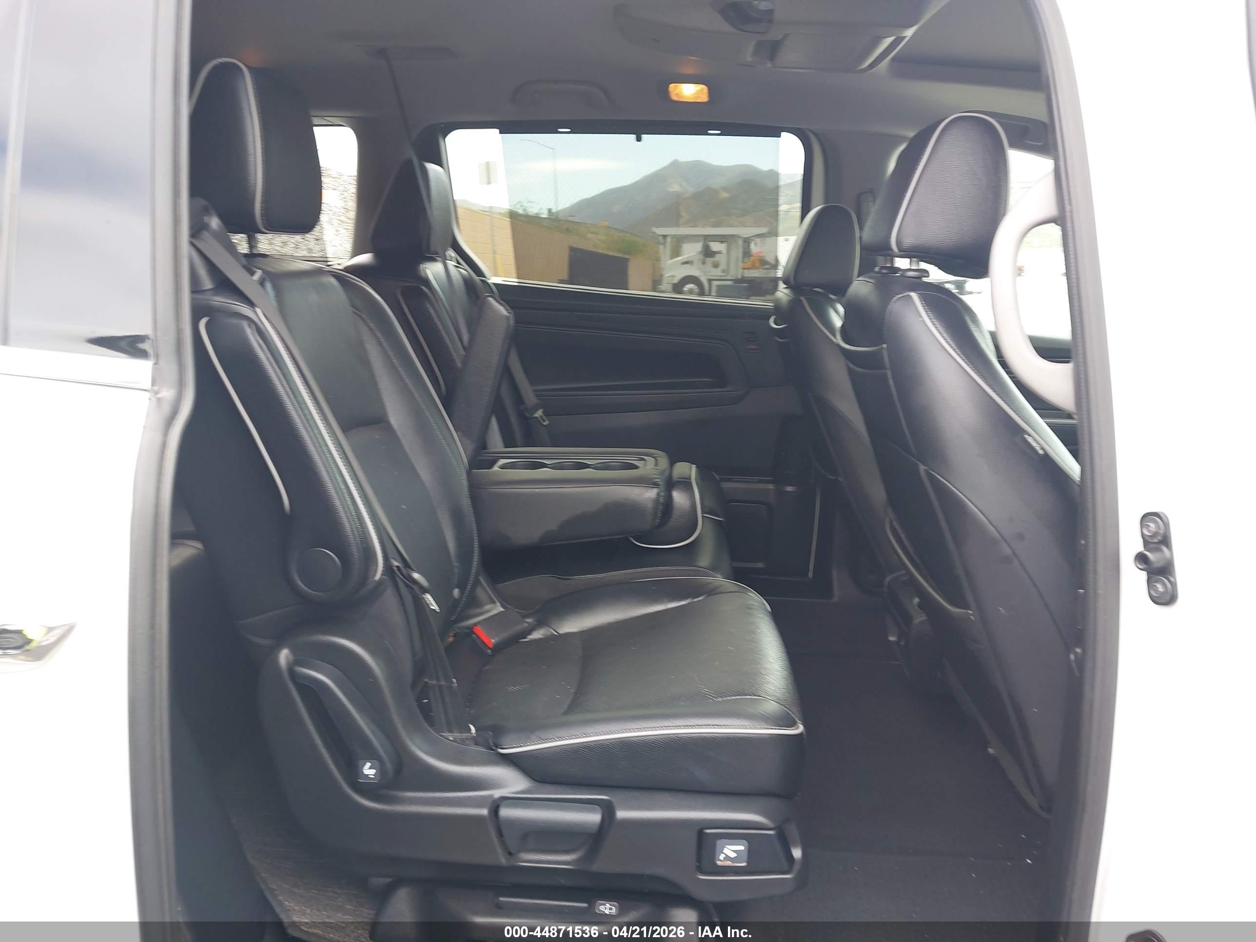 HONDA ODYSSEY image 8