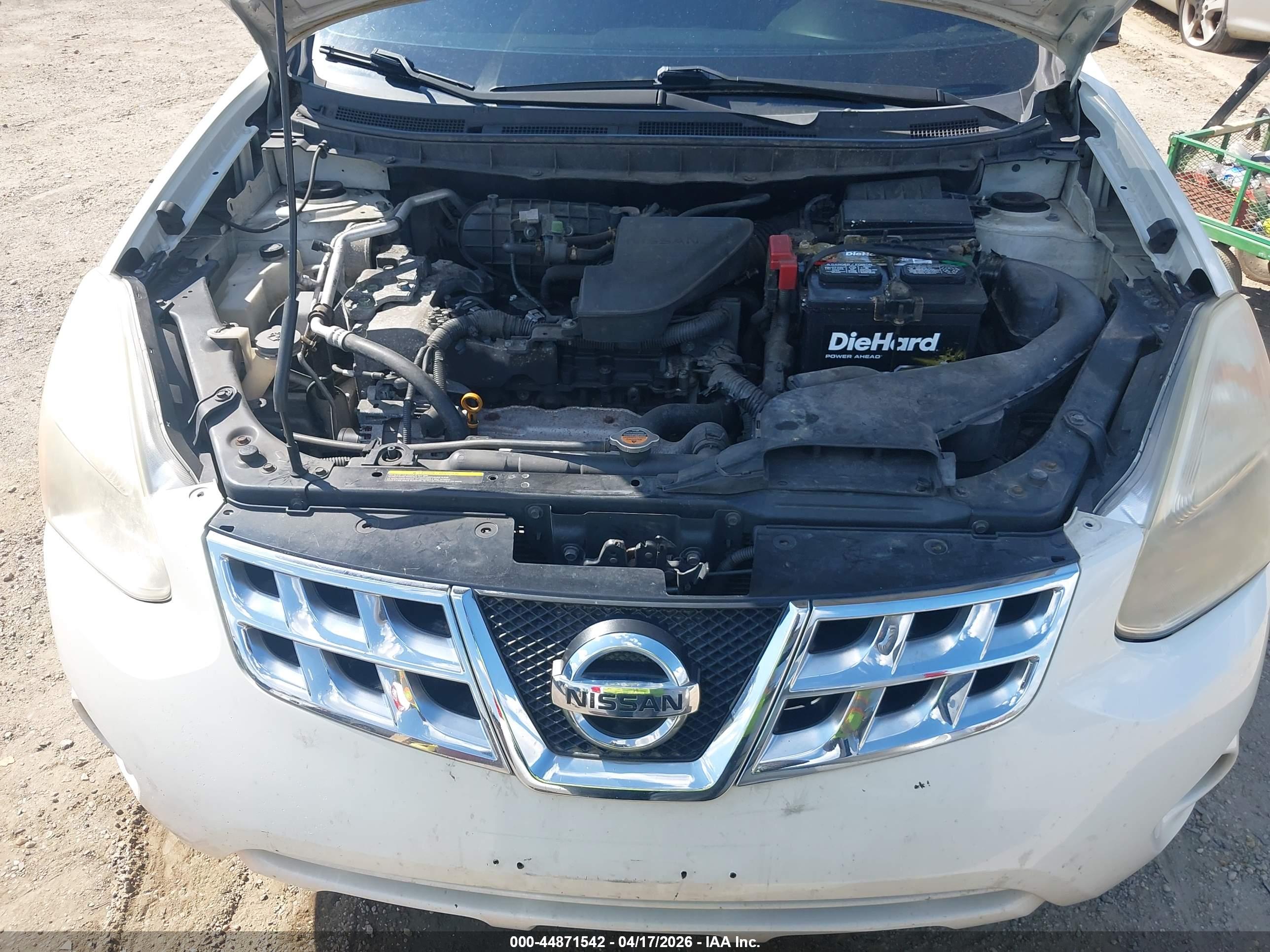 NISSAN ROGUE image 10