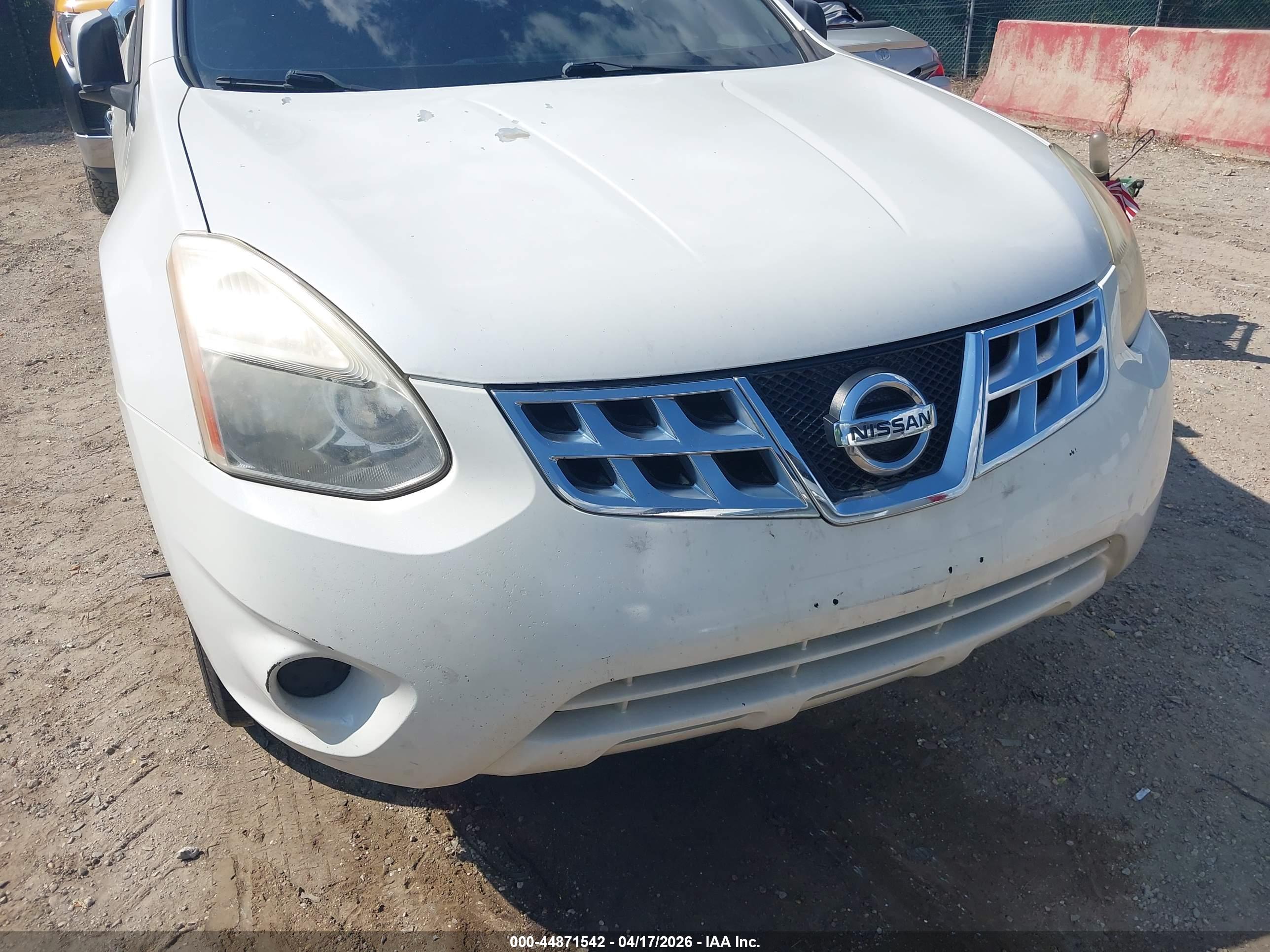 NISSAN ROGUE image 6