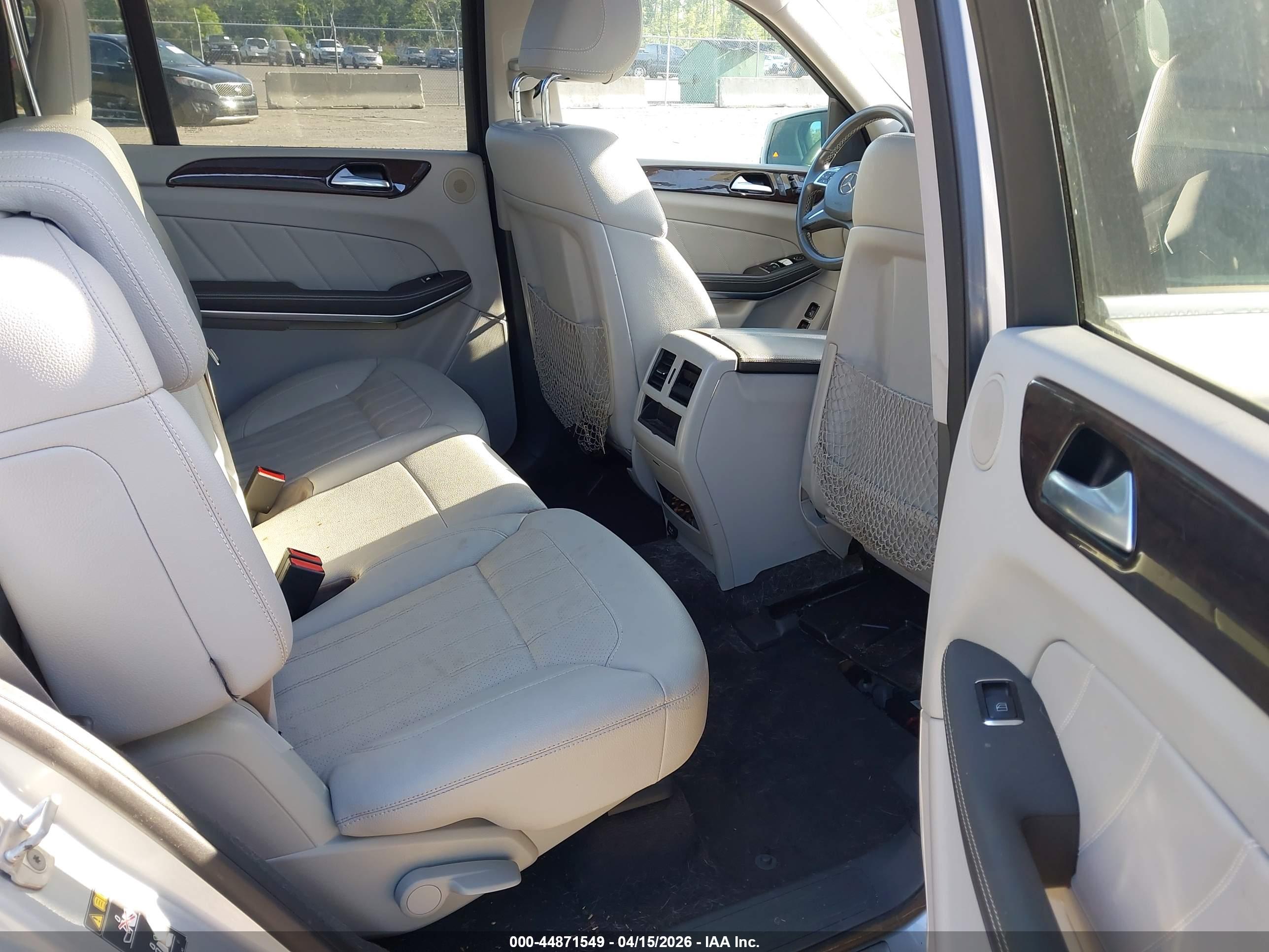 MERCEDES-BENZ GL image 8