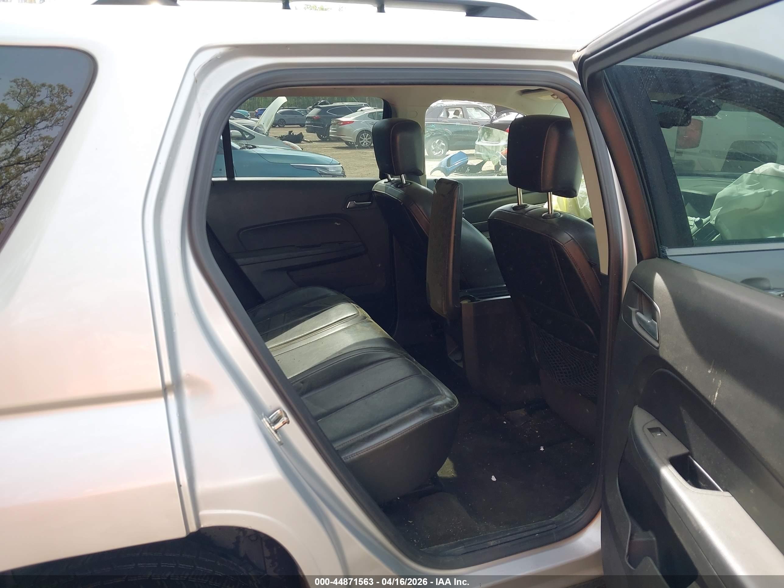 GMC TERRAIN image 8