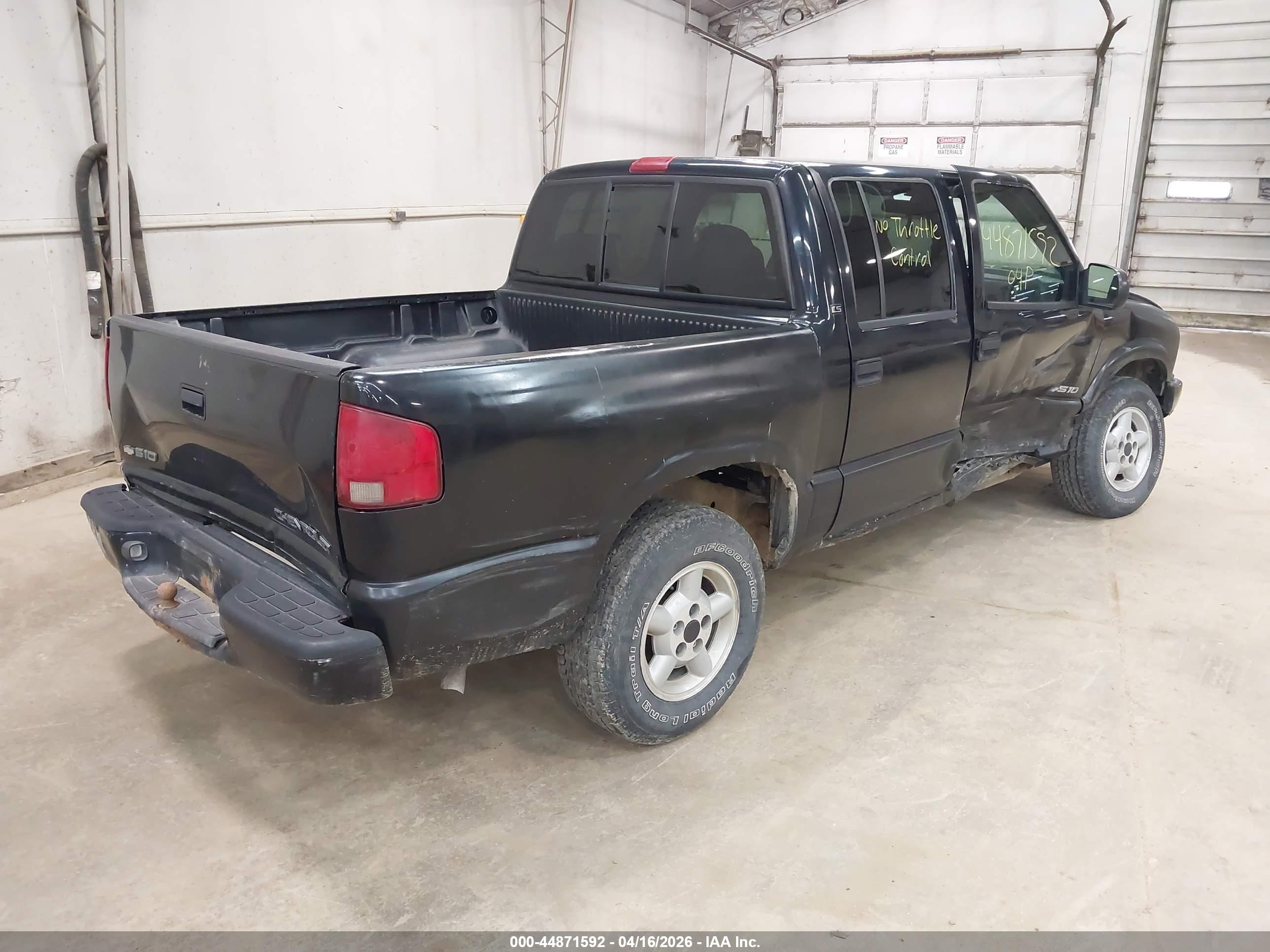 CHEVROLET S-10 image 4