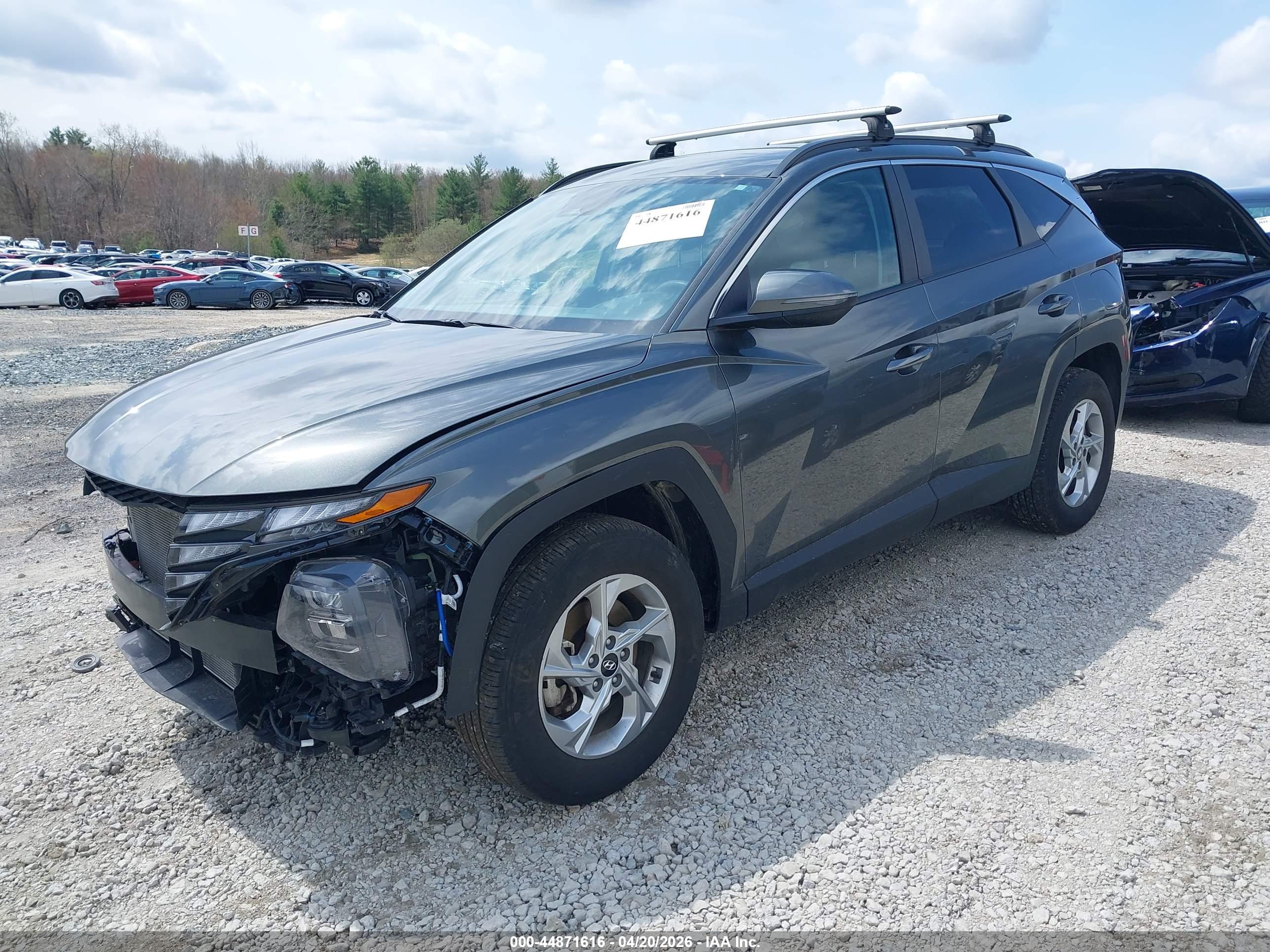 HYUNDAI TUCSON image 2
