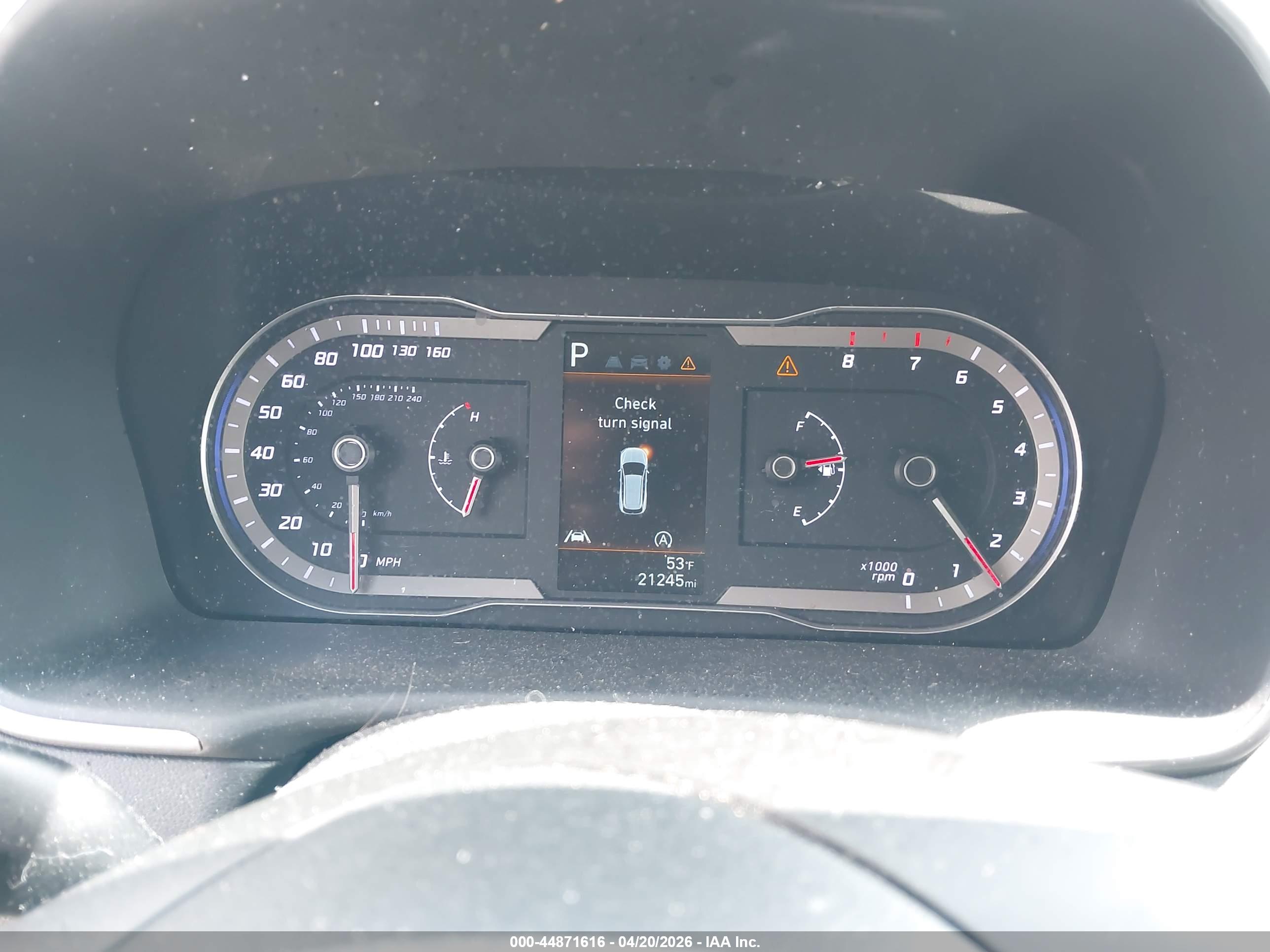 HYUNDAI TUCSON image 7