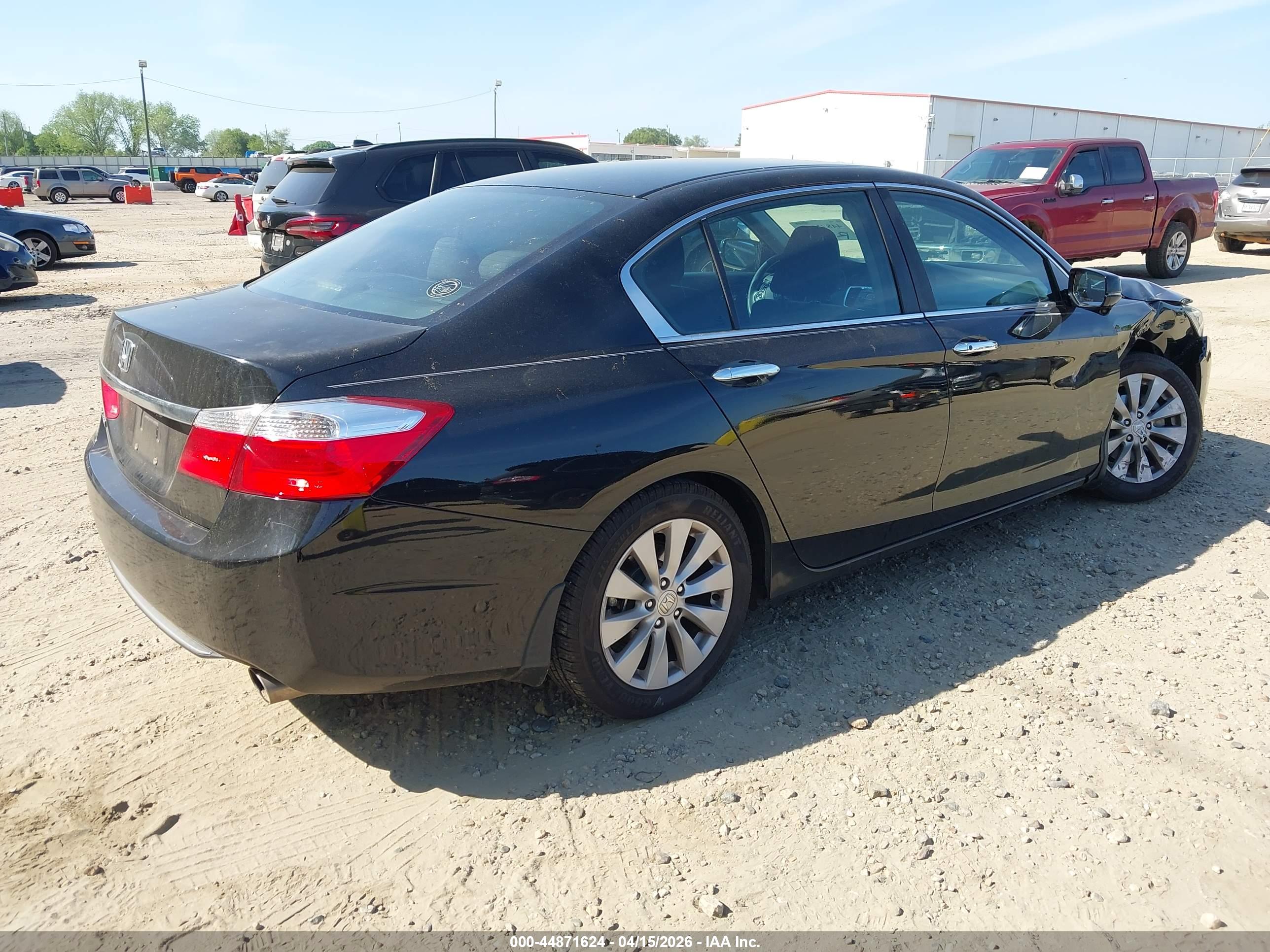 HONDA ACCORD image 4