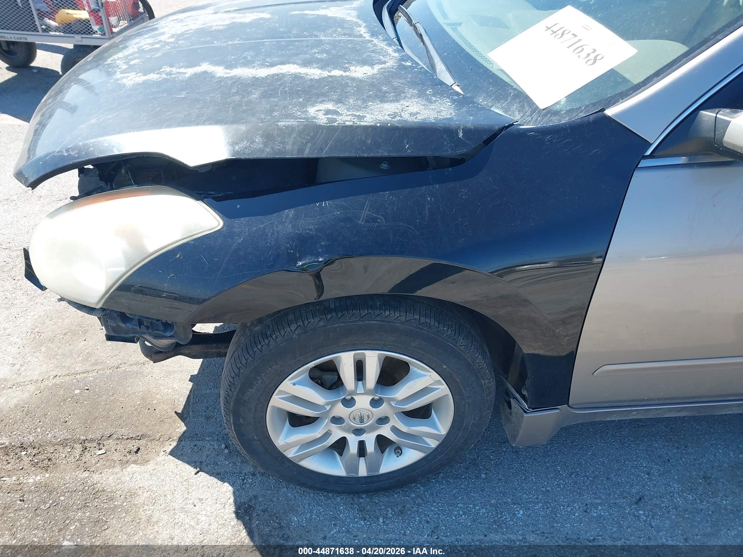 NISSAN ALTIMA image 6