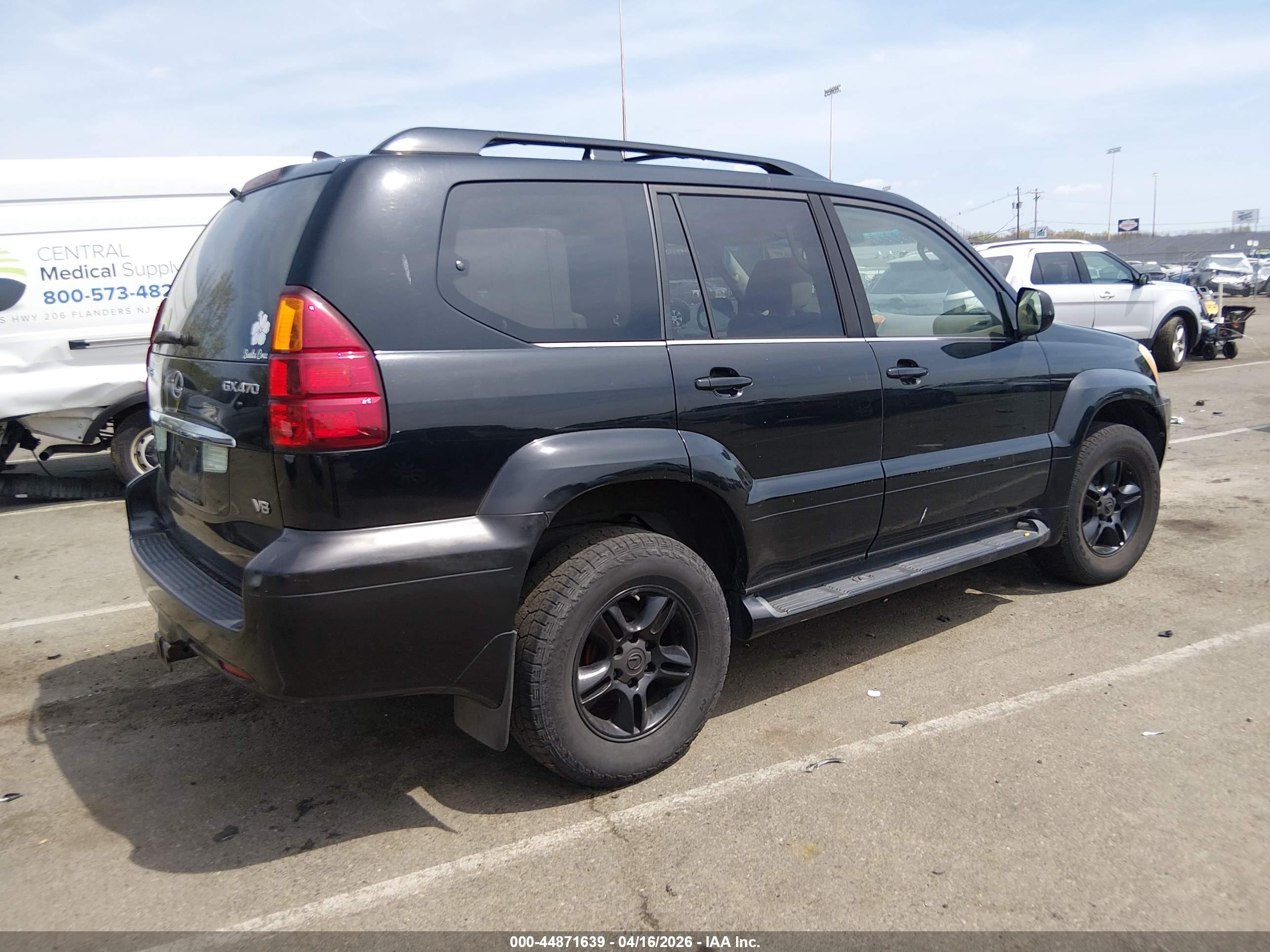 LEXUS GX image 4