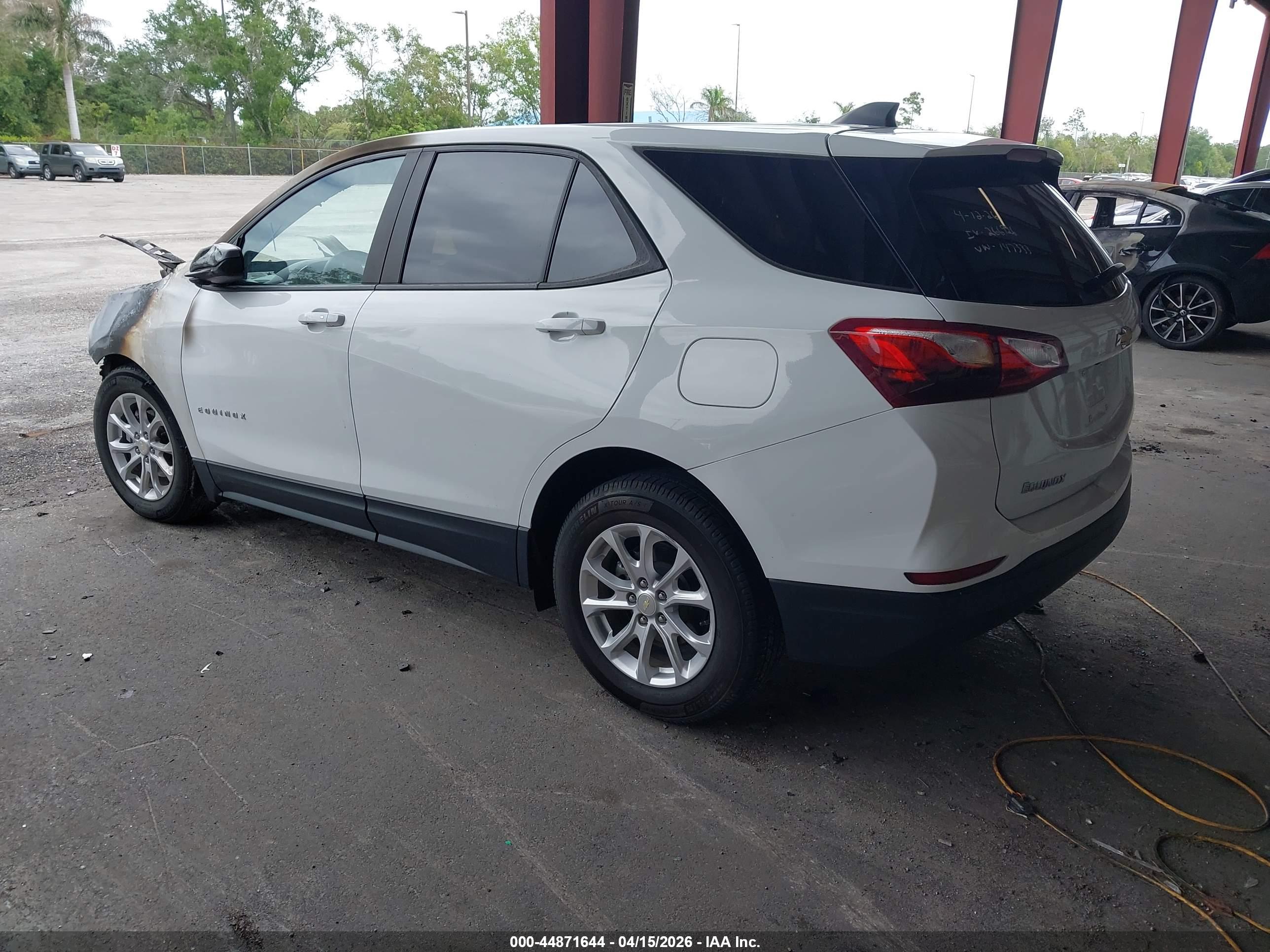 CHEVROLET EQUINOX image 3