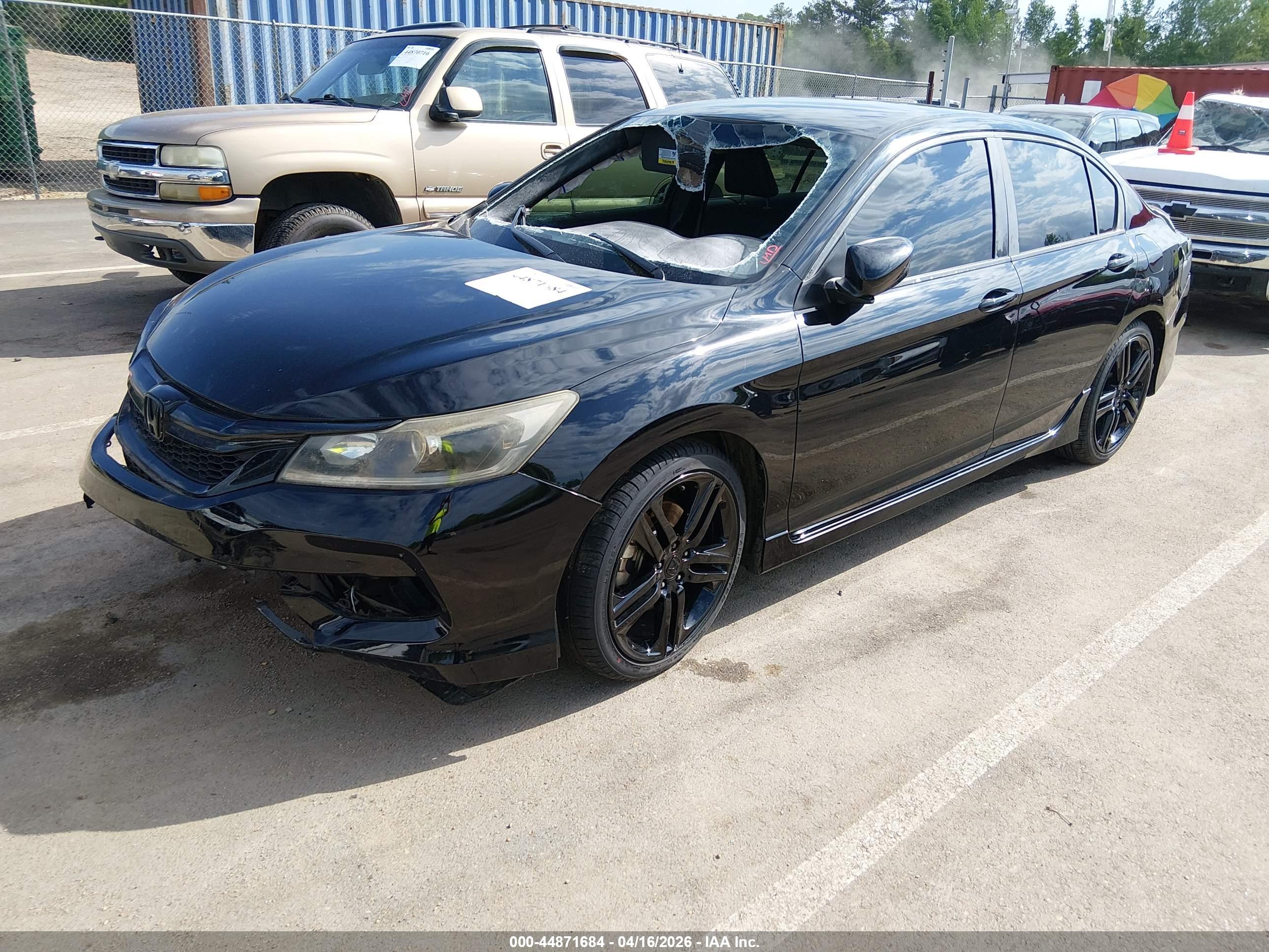 HONDA ACCORD image 2