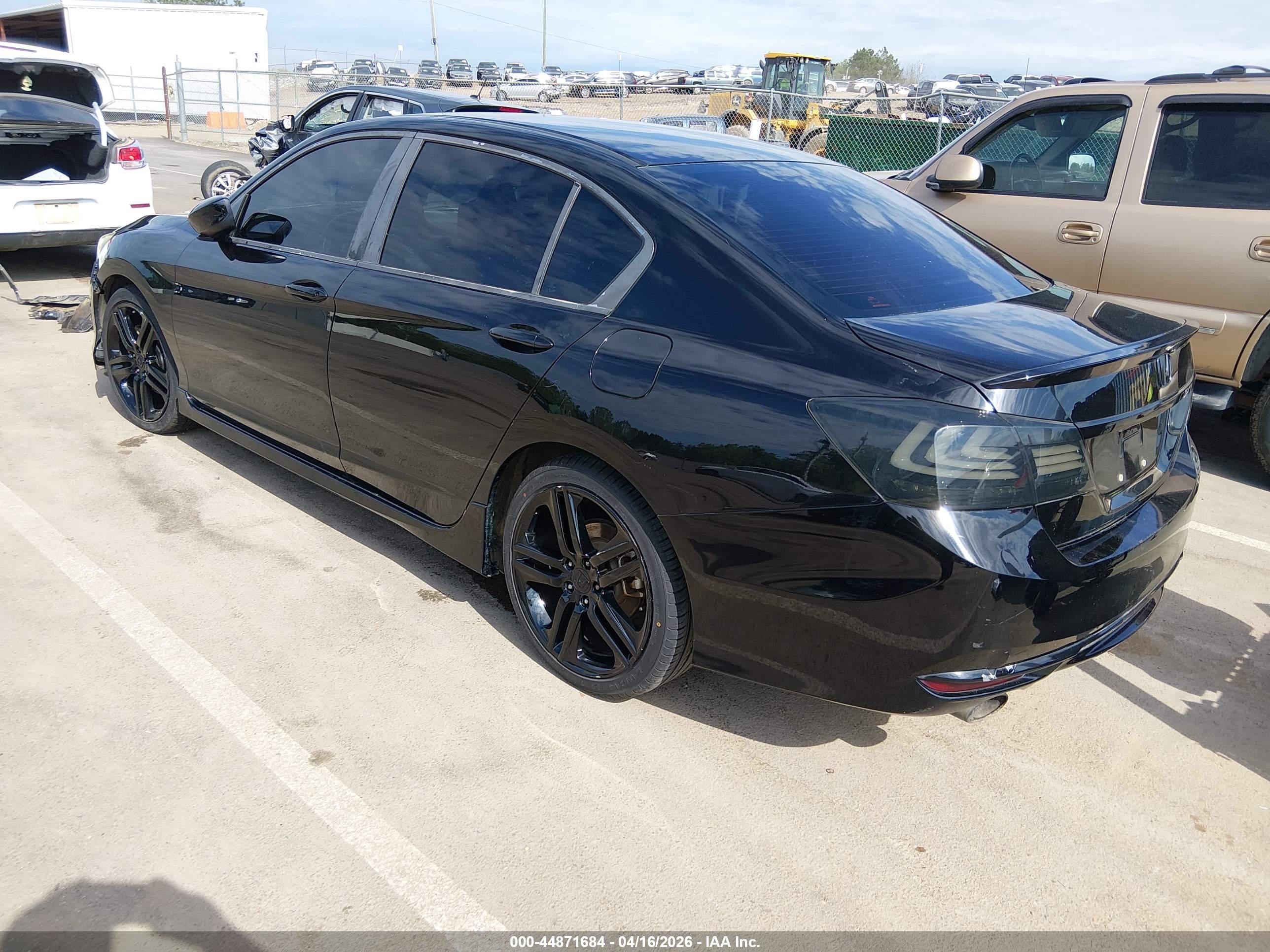 HONDA ACCORD image 3