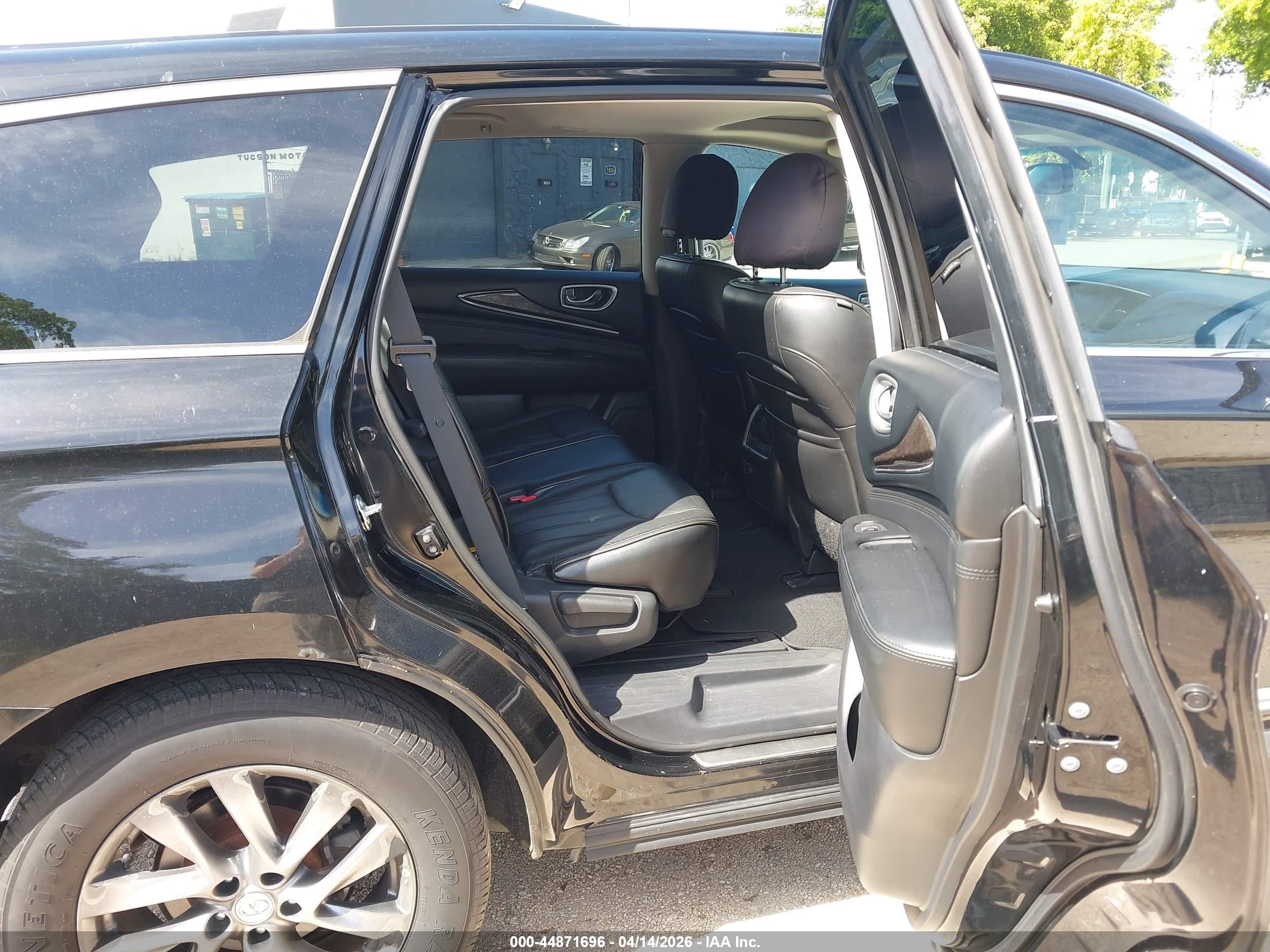 INFINITI QX60 image 8