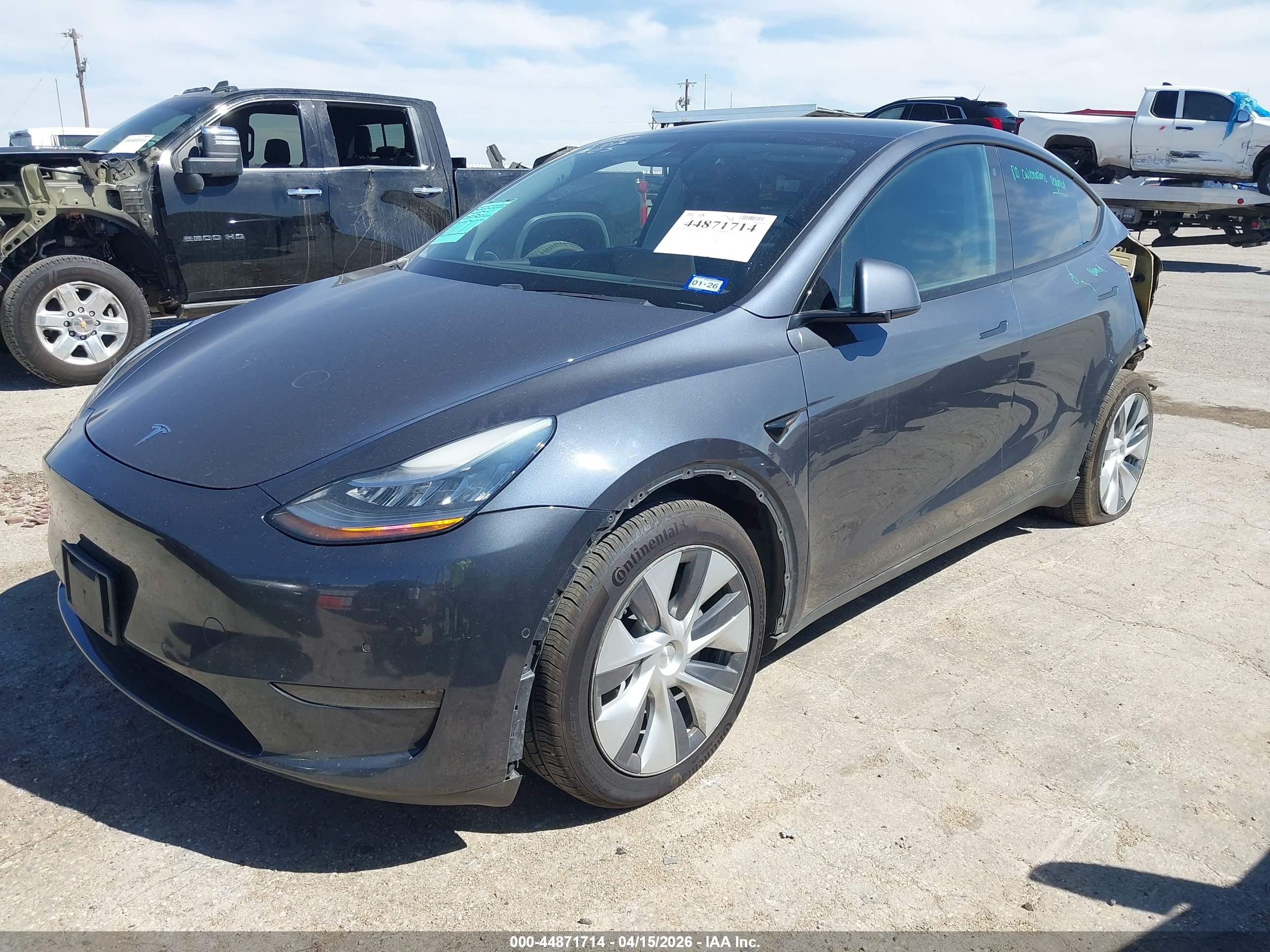 TESLA MODEL image 2