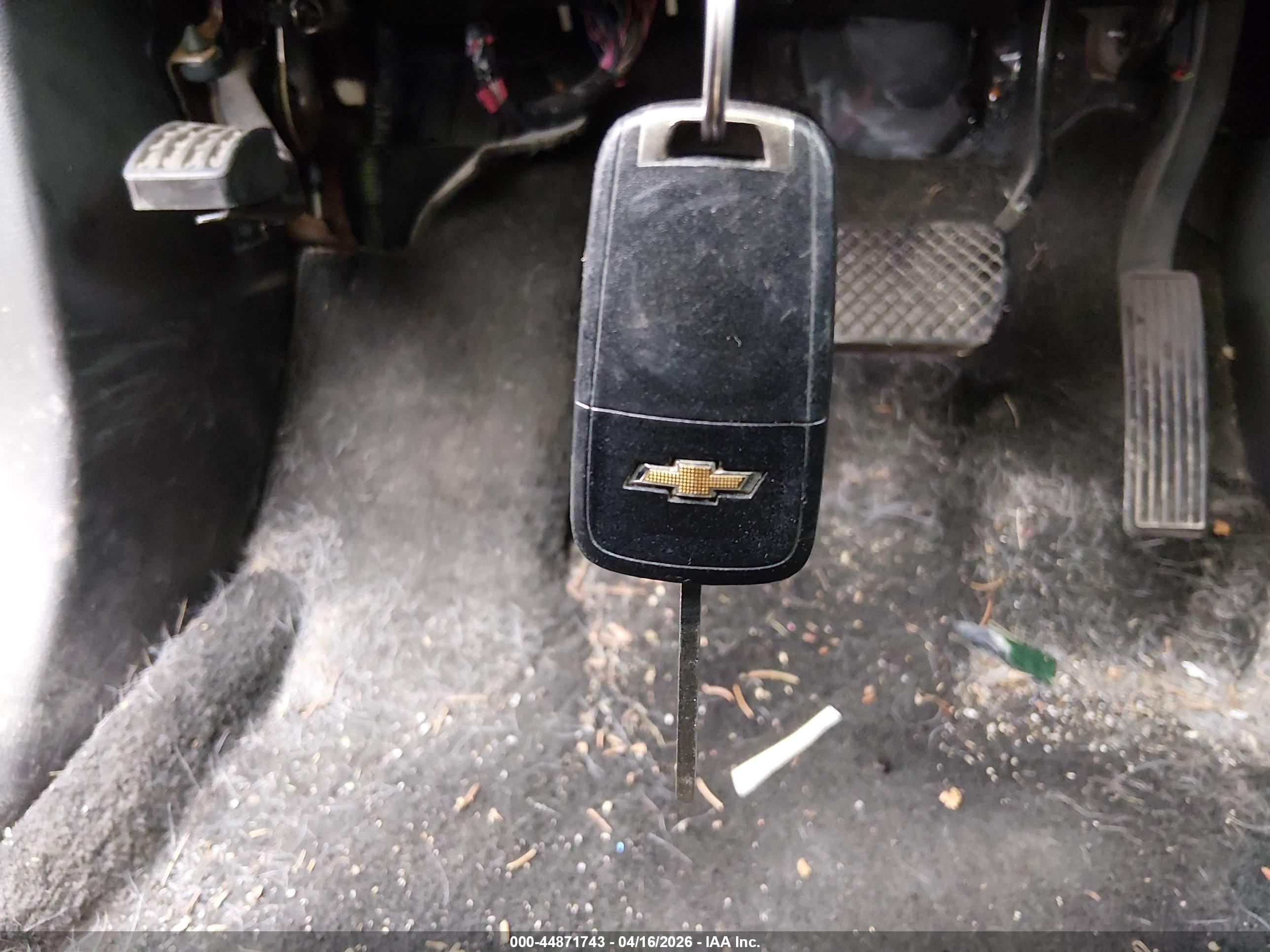 CHEVROLET EQUINOX image 11