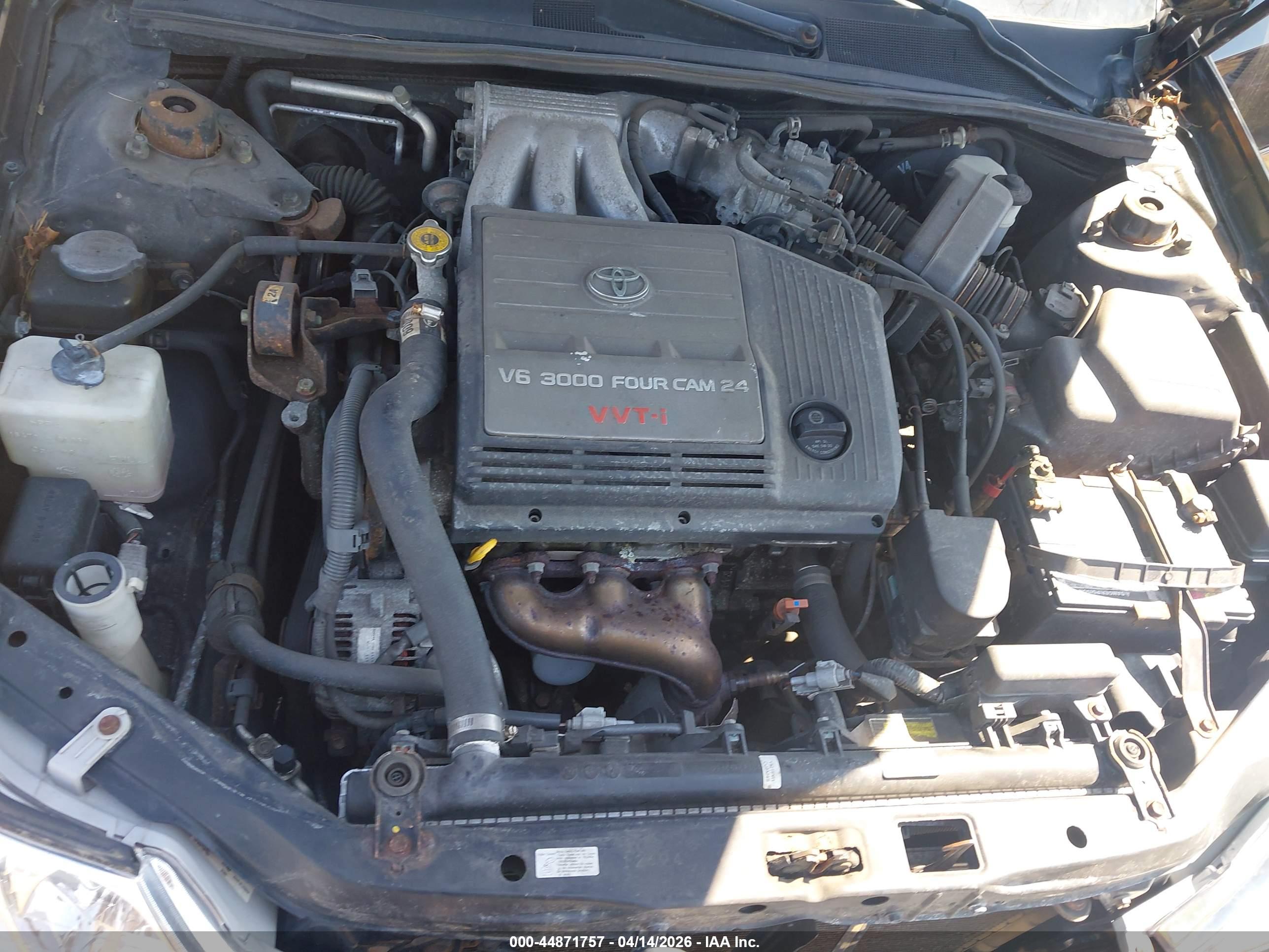 TOYOTA AVALON image 10