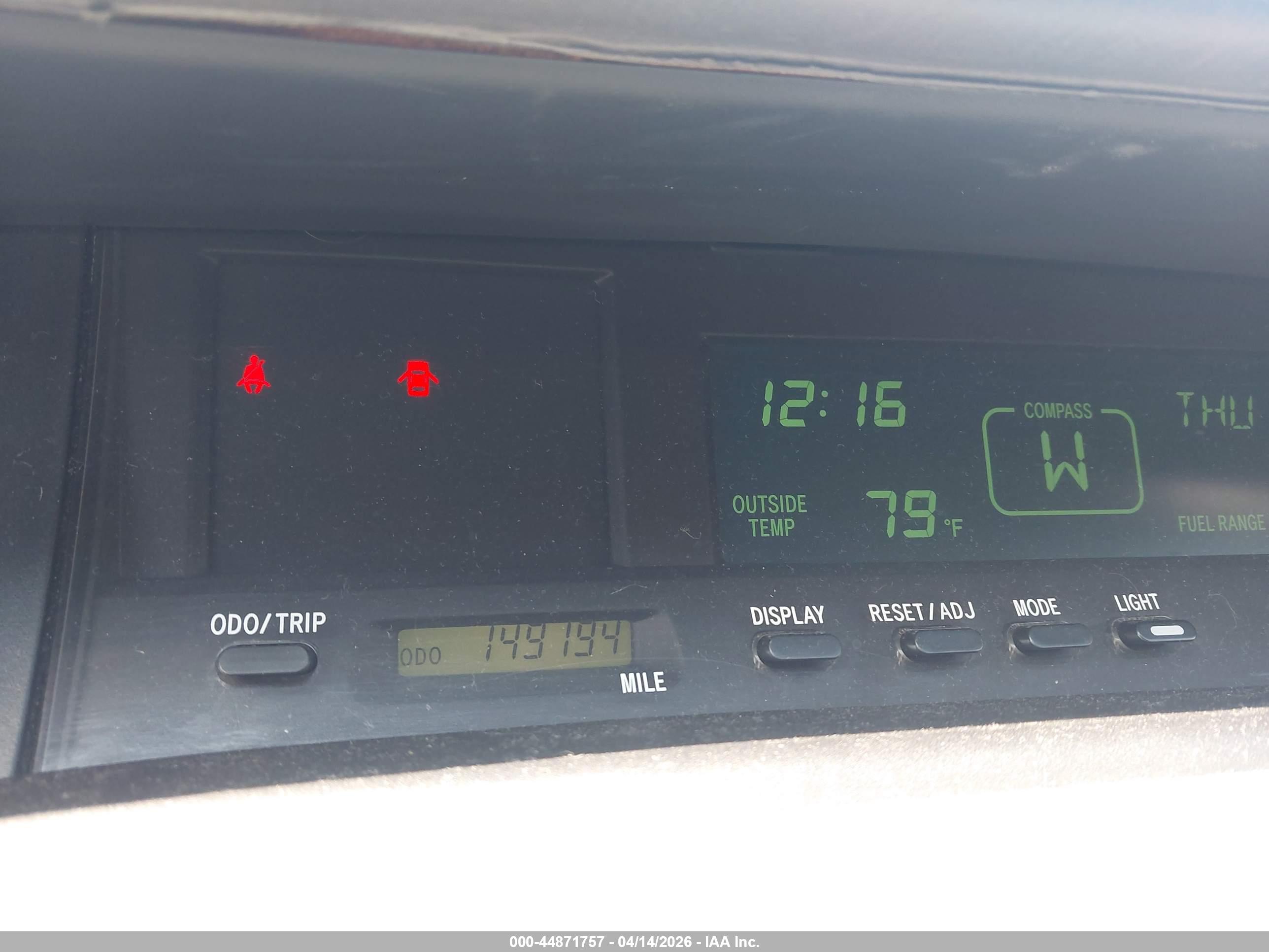 TOYOTA AVALON image 7