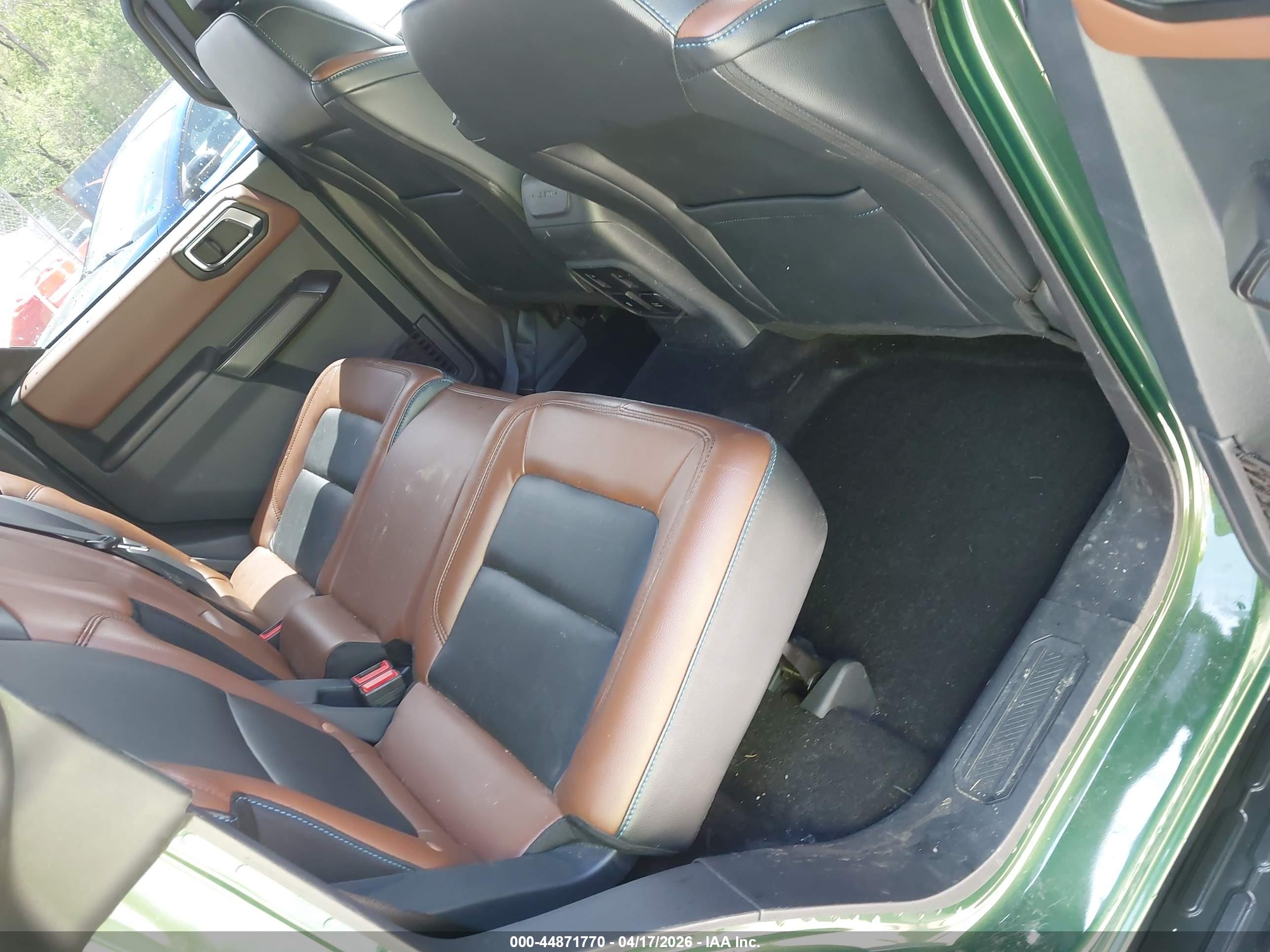 FORD BRONCO image 8