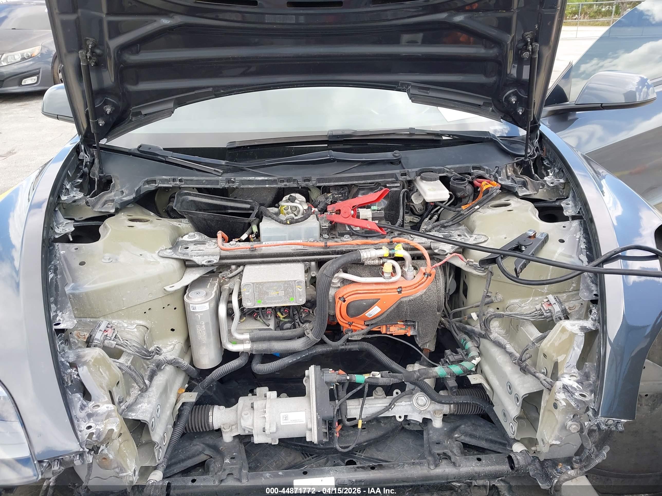 TESLA MODEL image 10